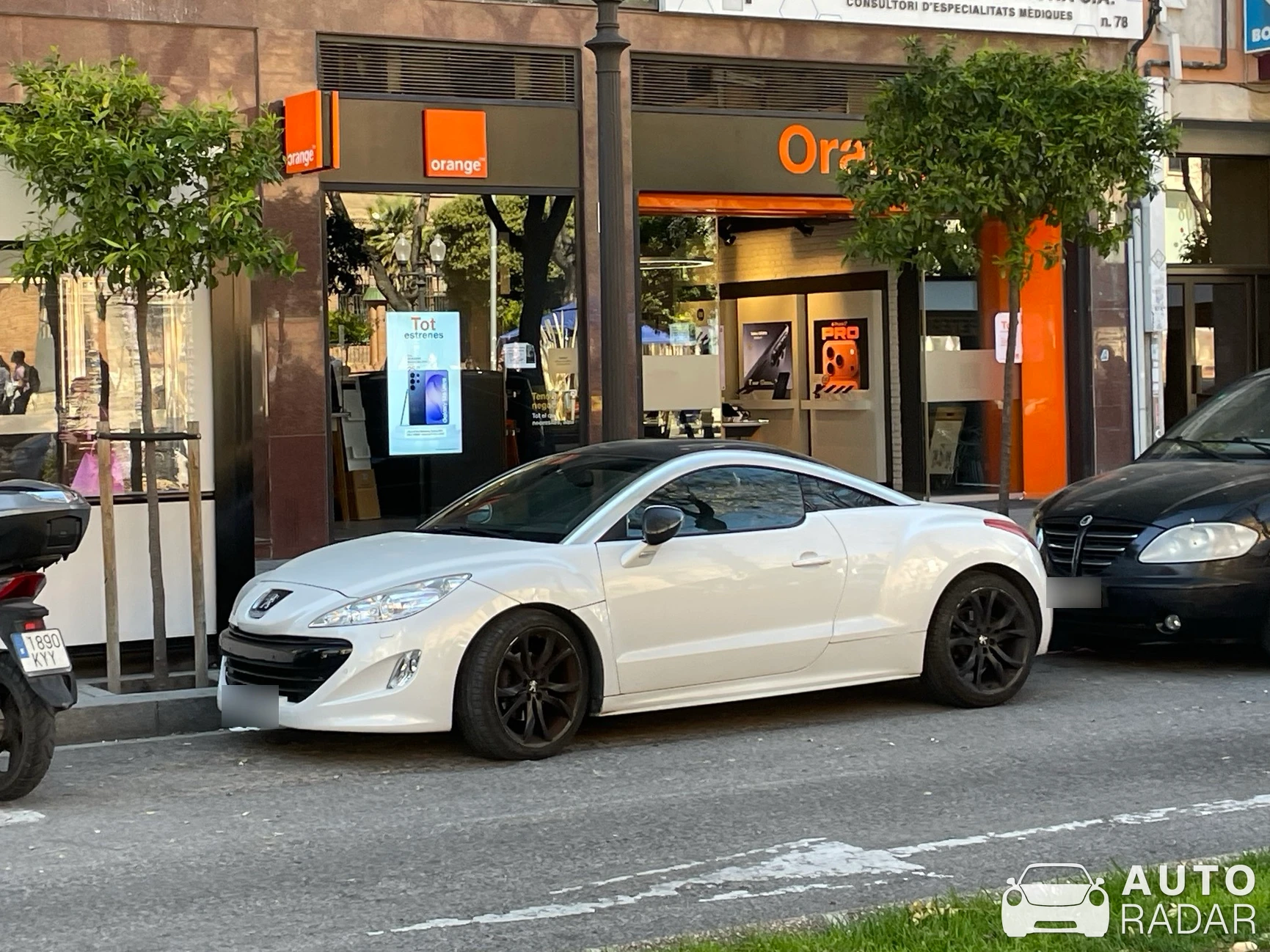 Peugeot RCZ-R spotted in Tarragona