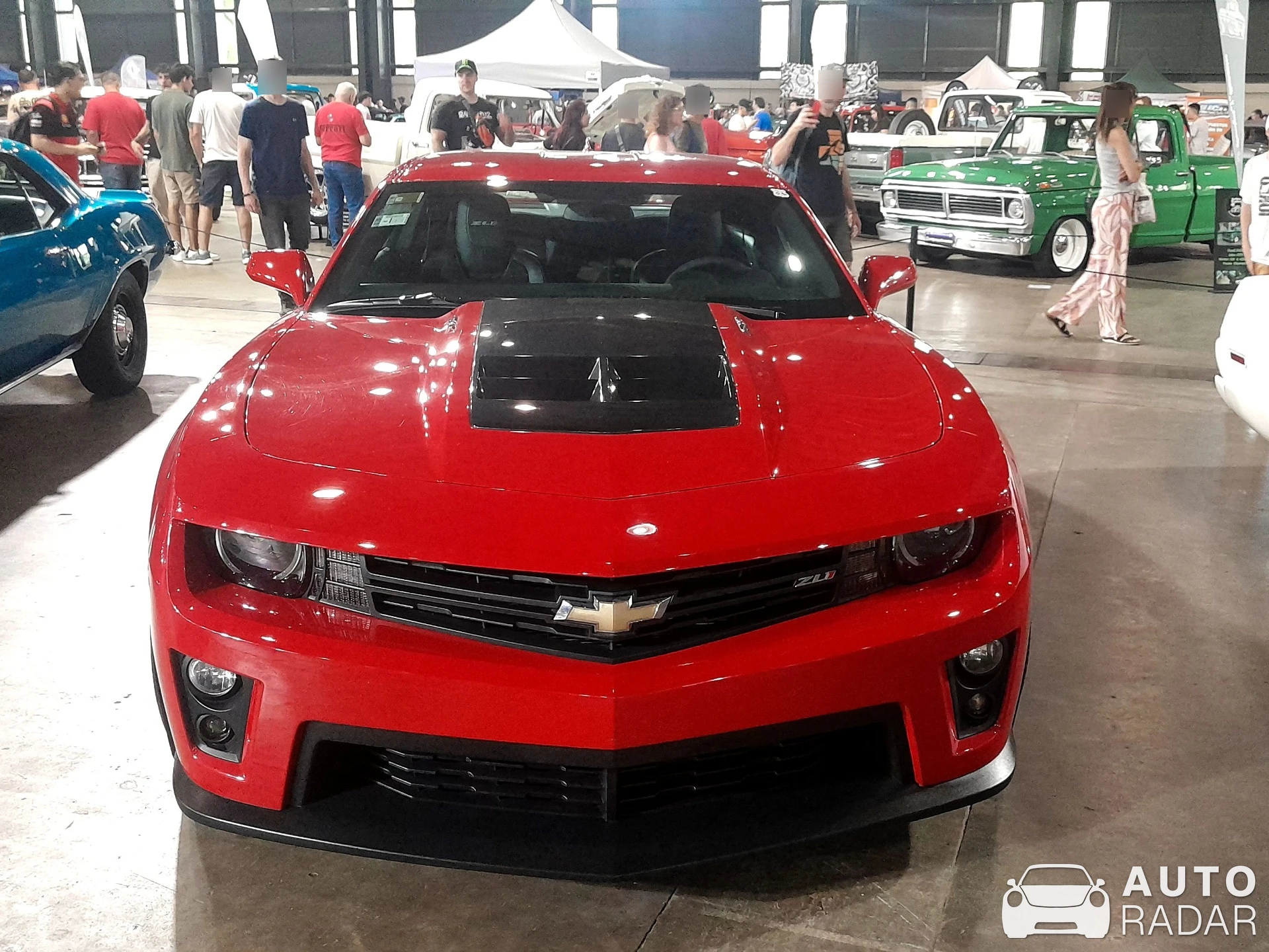 Chevrolet Camaro ZL1 spotted in Buenos Aires, Argentina