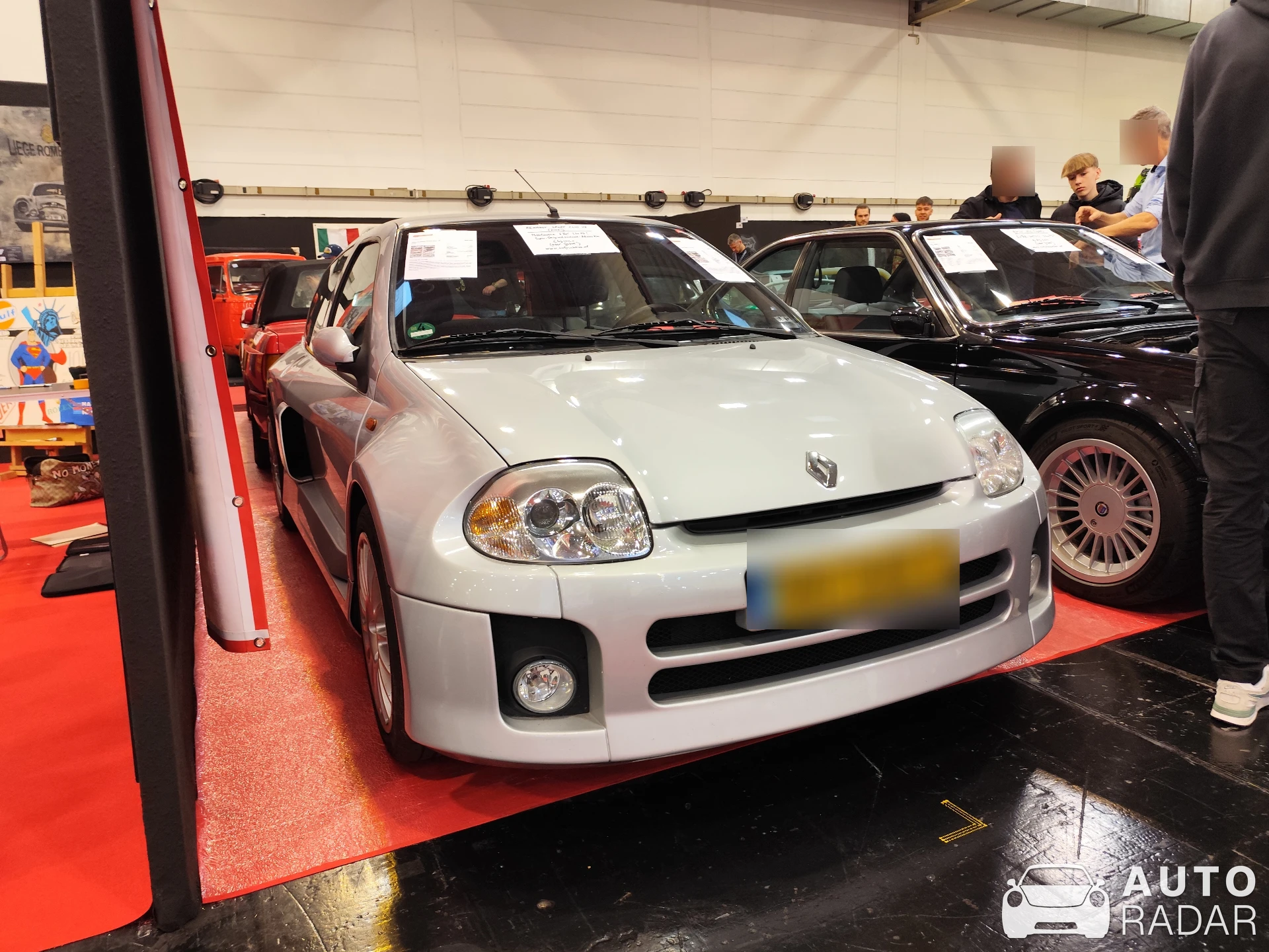 Renault Clio V6 spotted in Essen