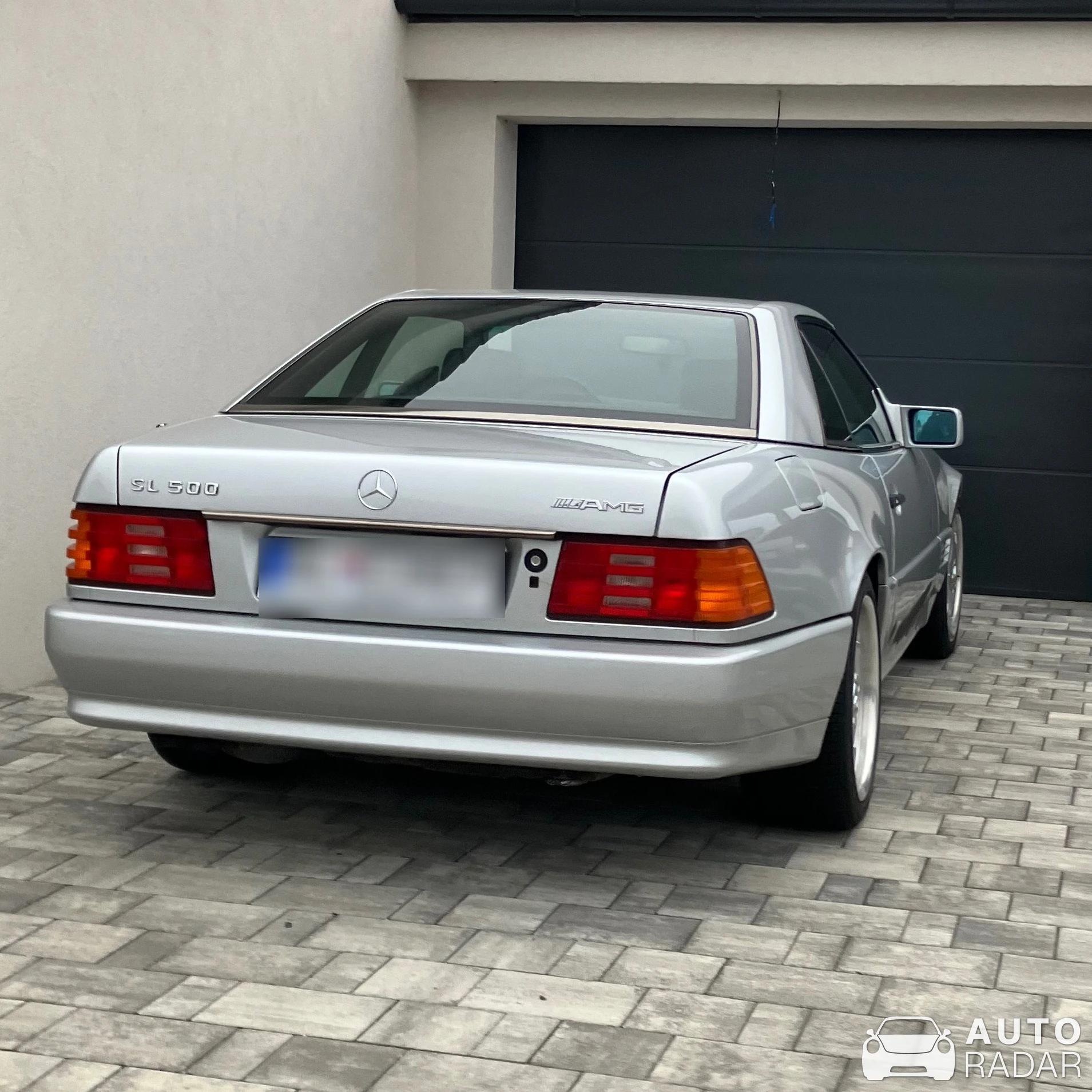 Mercedes-Benz SL 500 spotted in Most pri Bratislave, Slovensko