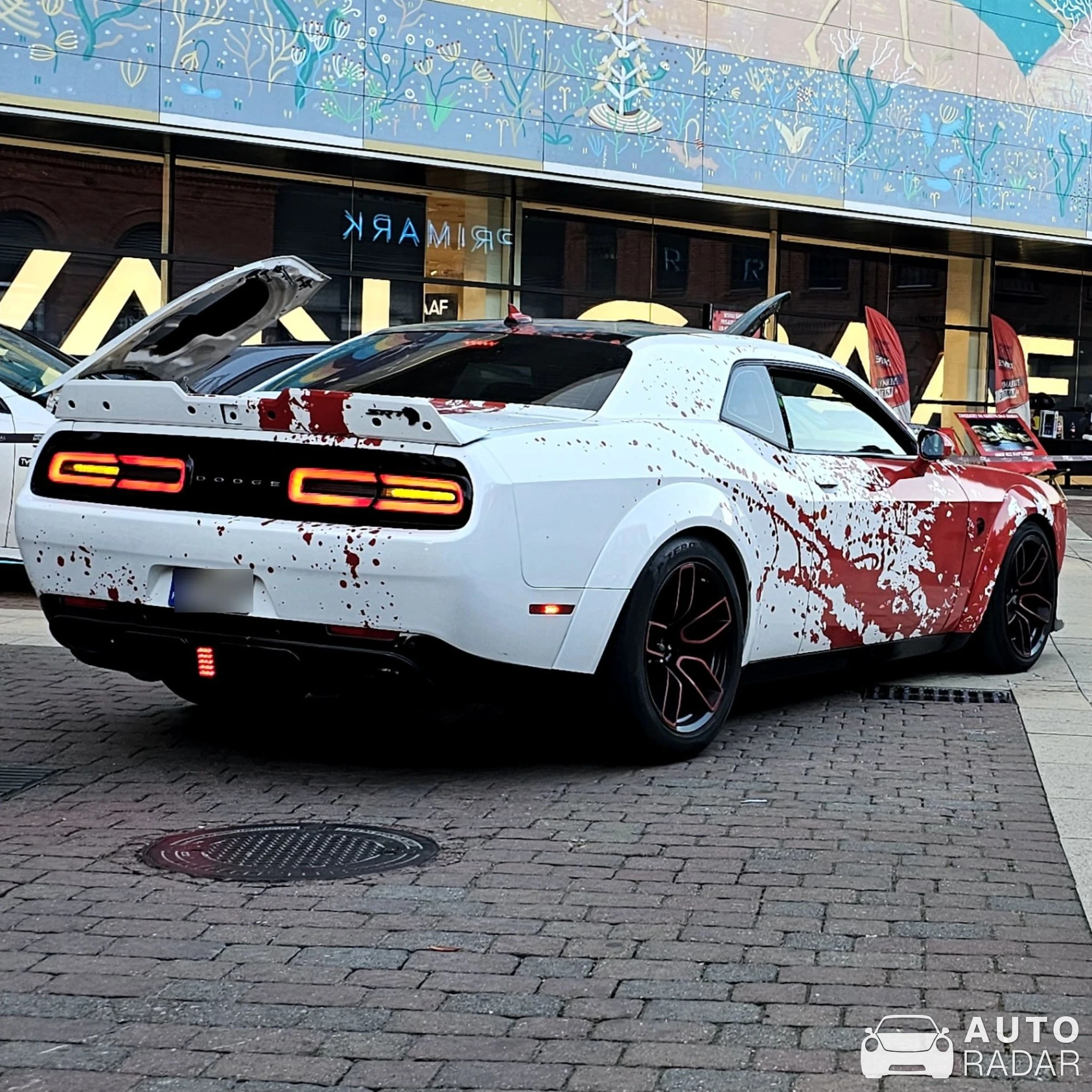 Dodge Challenger SRT Hellcat spotted in Łódź, Poland