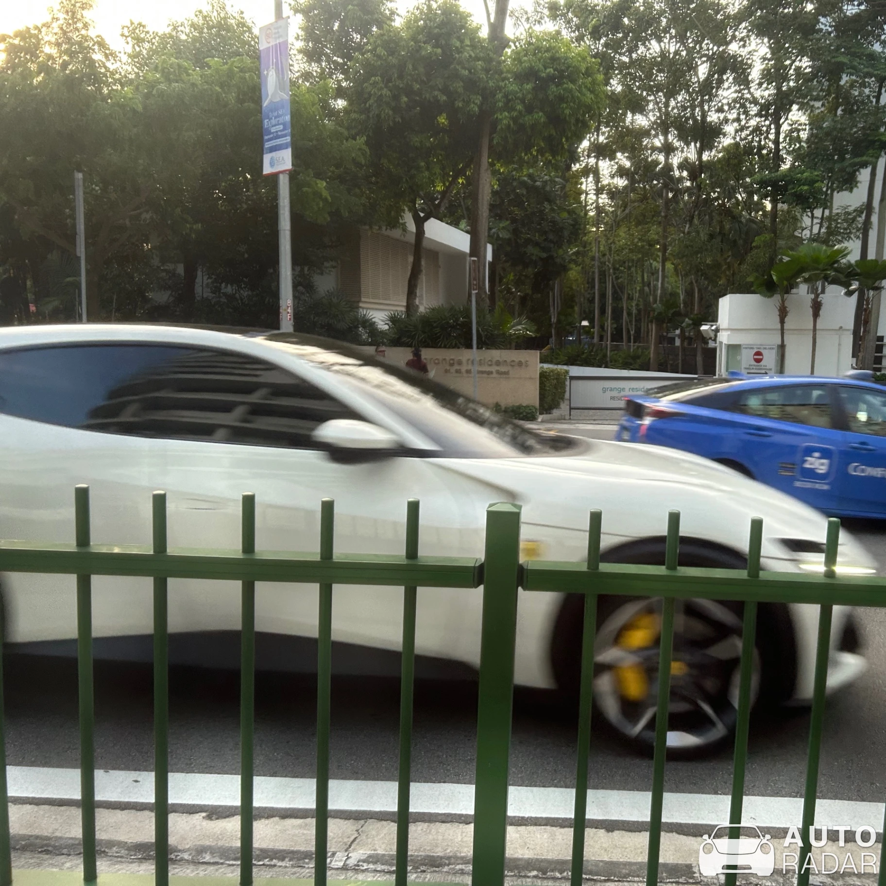Ferrari Purosangue spotted in Singapore, Singapur