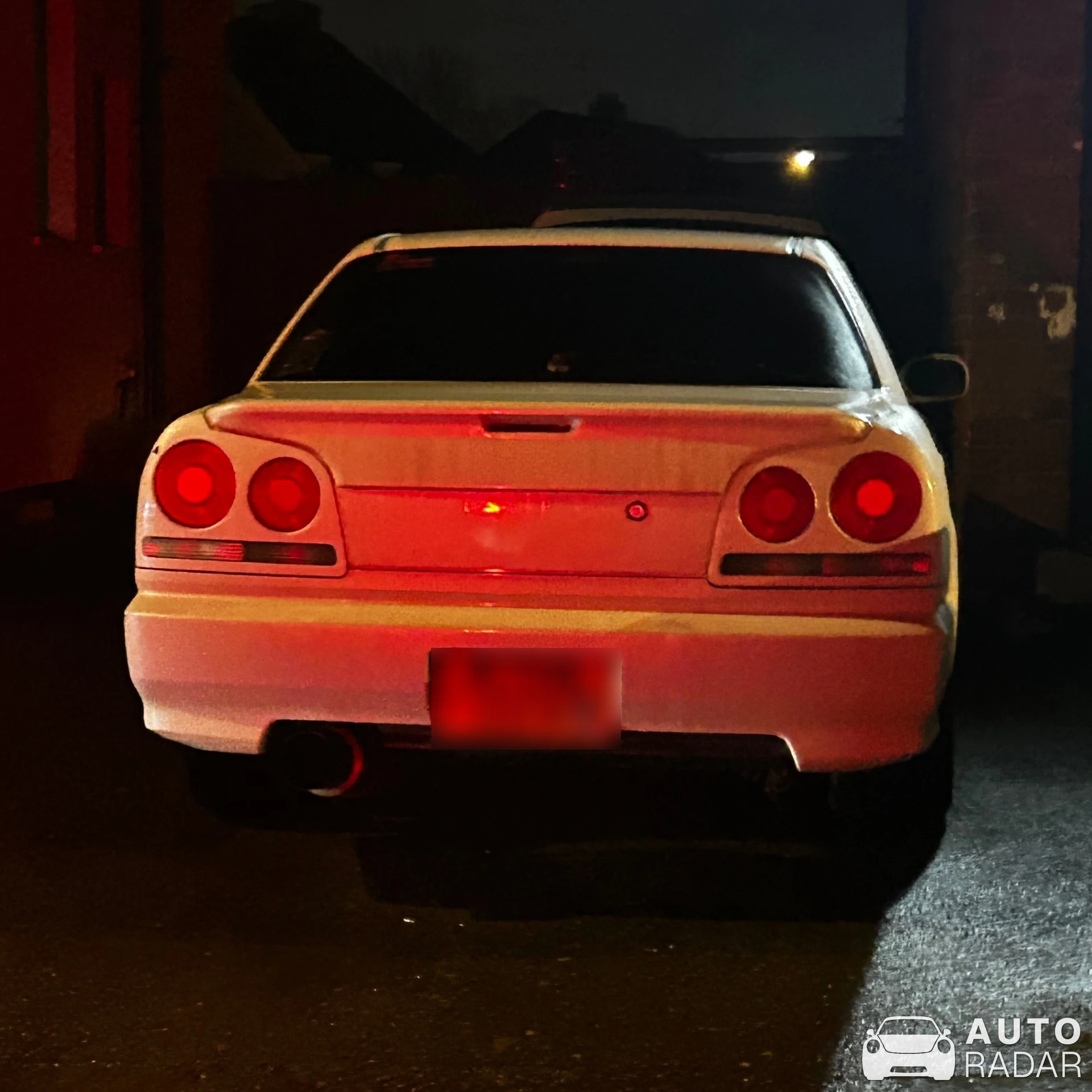 Nissan Skyline R33 spotted in Binley, United Kingdom