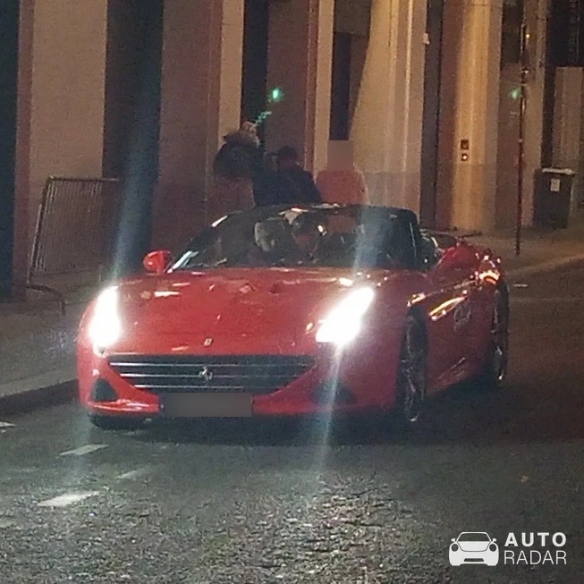 Ferrari California T spotted in Paris, France