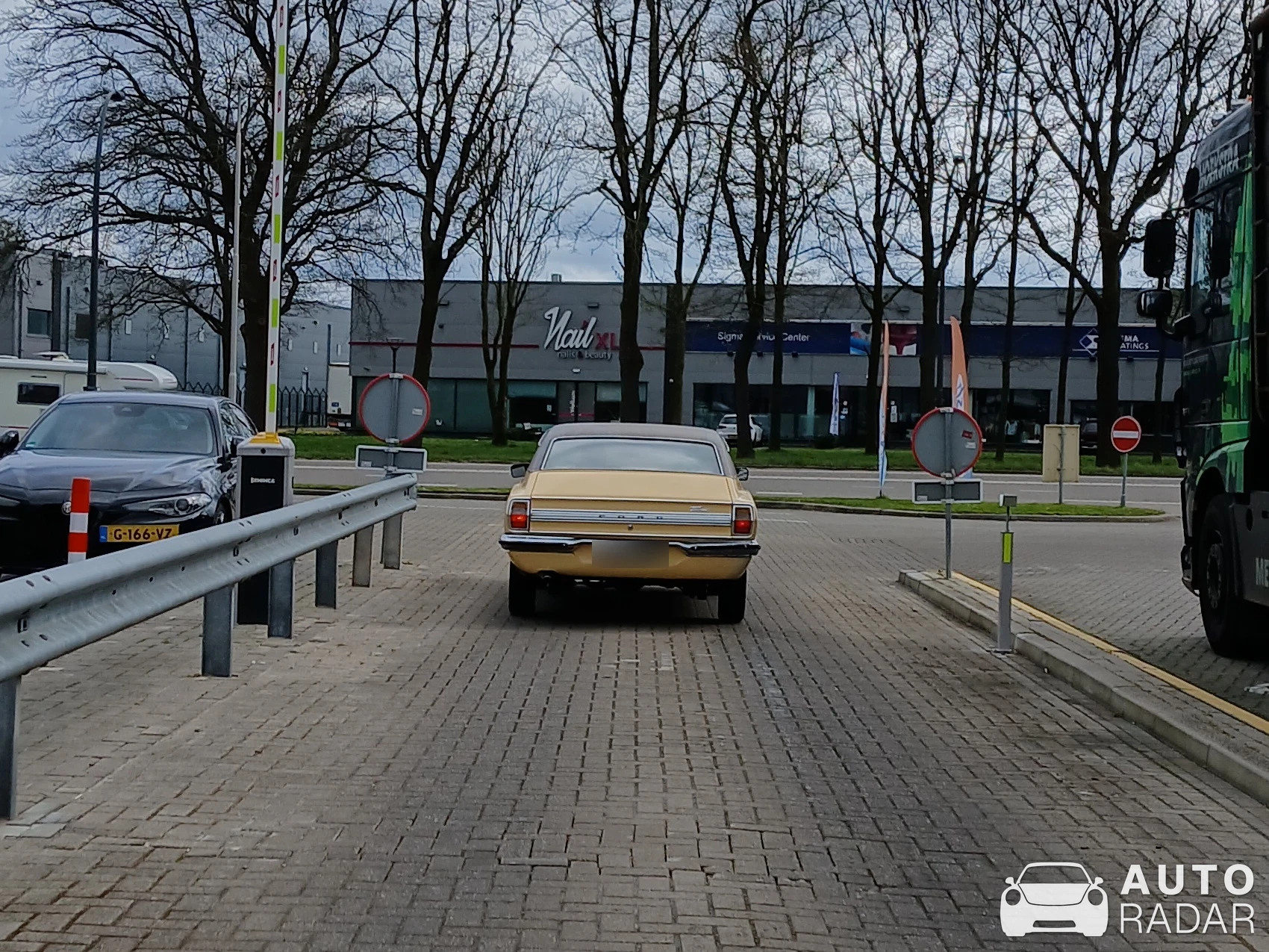 Ford Fairlane 500 Skyliner spotted in Hengelo