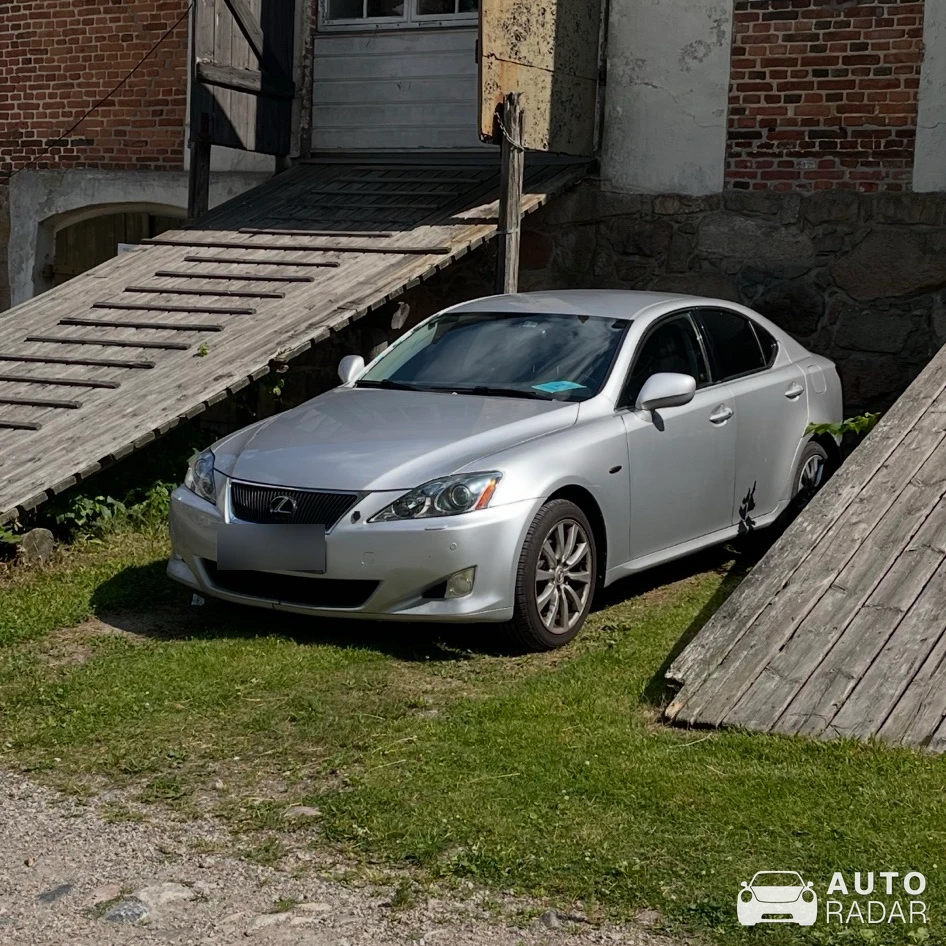Lexus IS 250 spotted