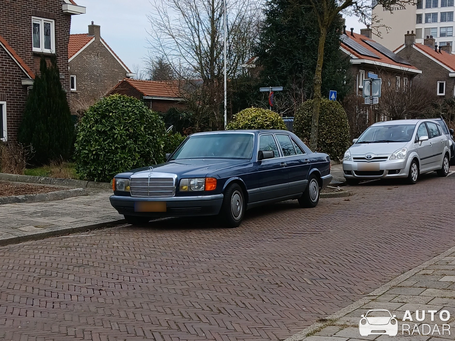 Mercedes-Benz 500 SEL spotted in Hengelo