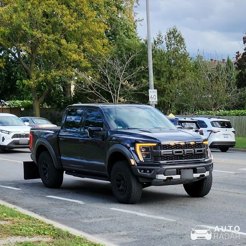 Ford F-150 Raptor spotted in Toronto, Canada