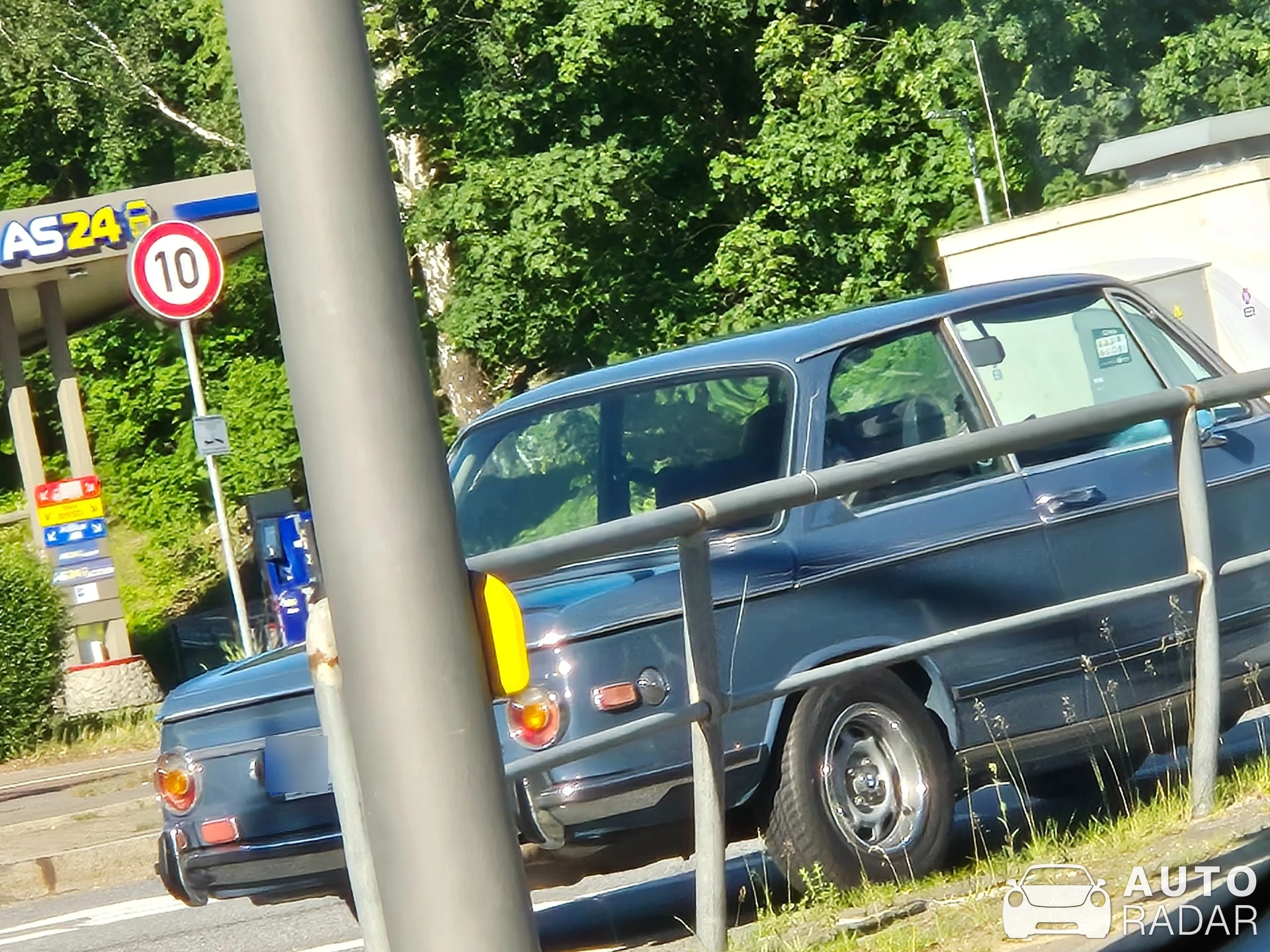 BMW 2002 spotted in Winsen