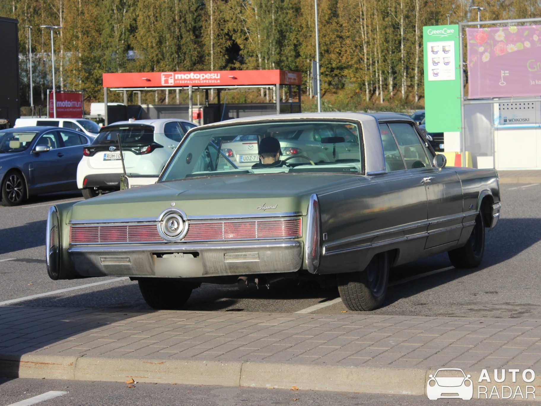 Chrysler Imperial spotted in Hämeenlinna, Finland