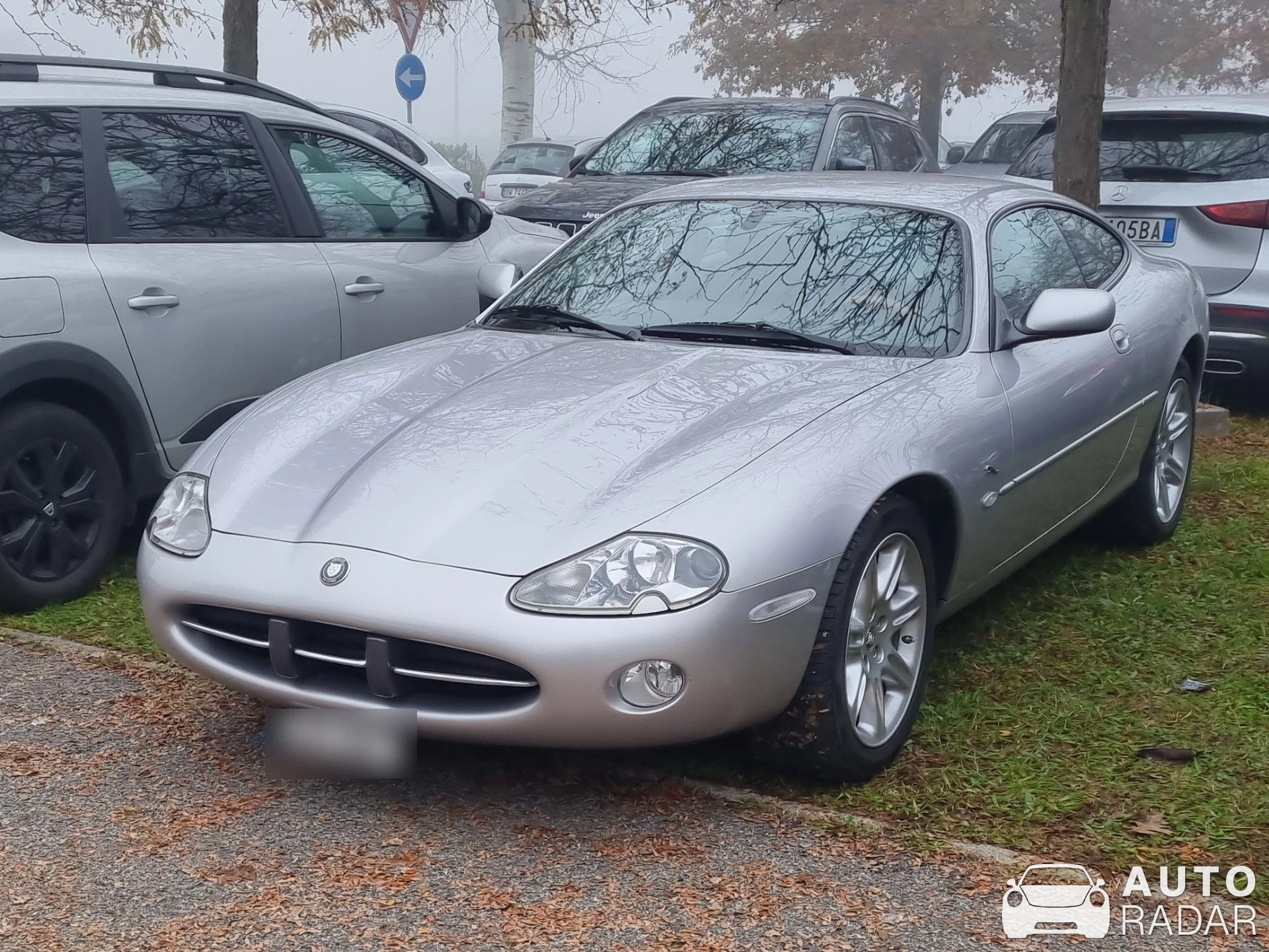 Jaguar XK8 spotted in Rho, Italia