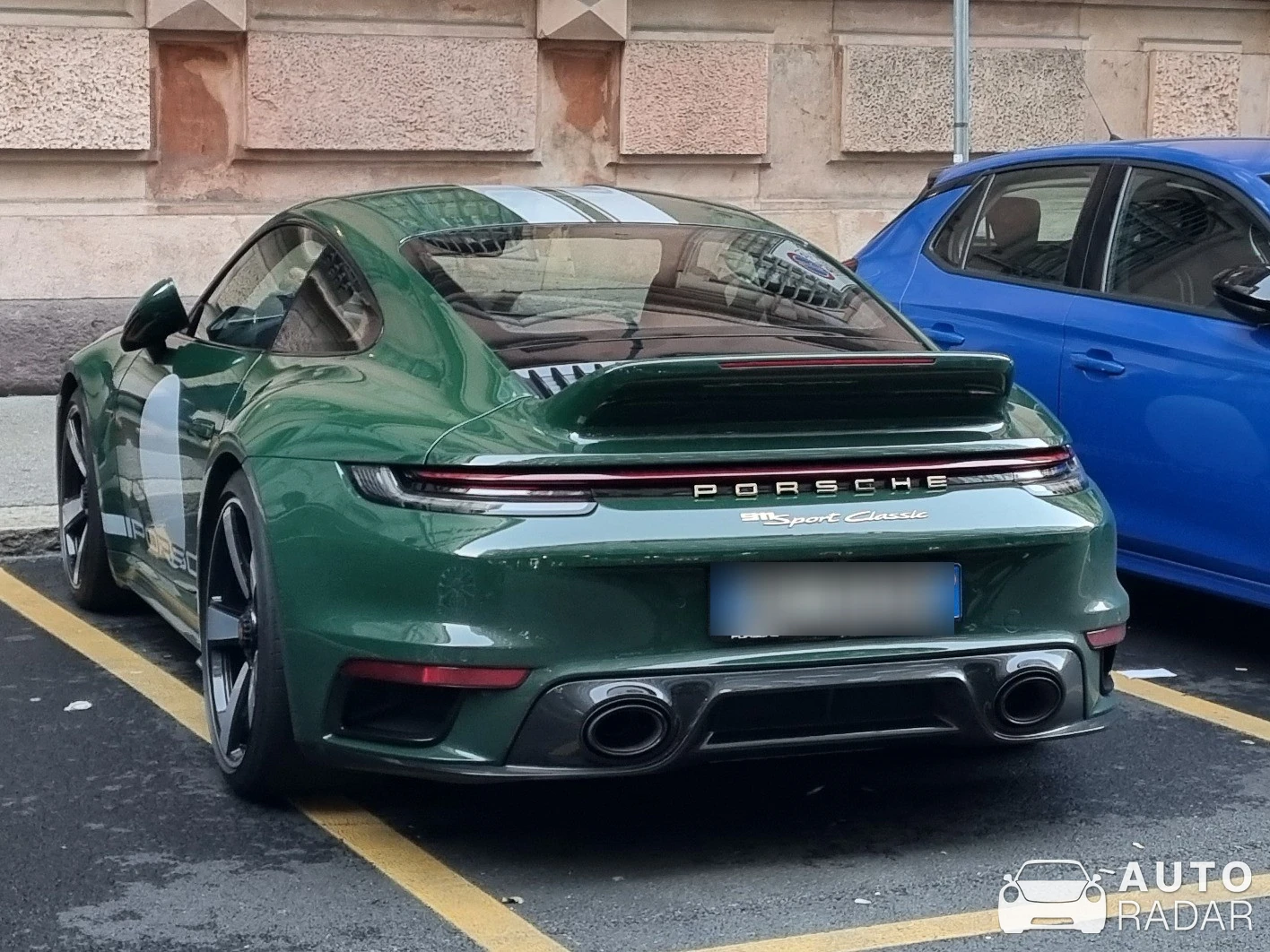 Porsche 992 Sport Classic spotted in Milano, Italia