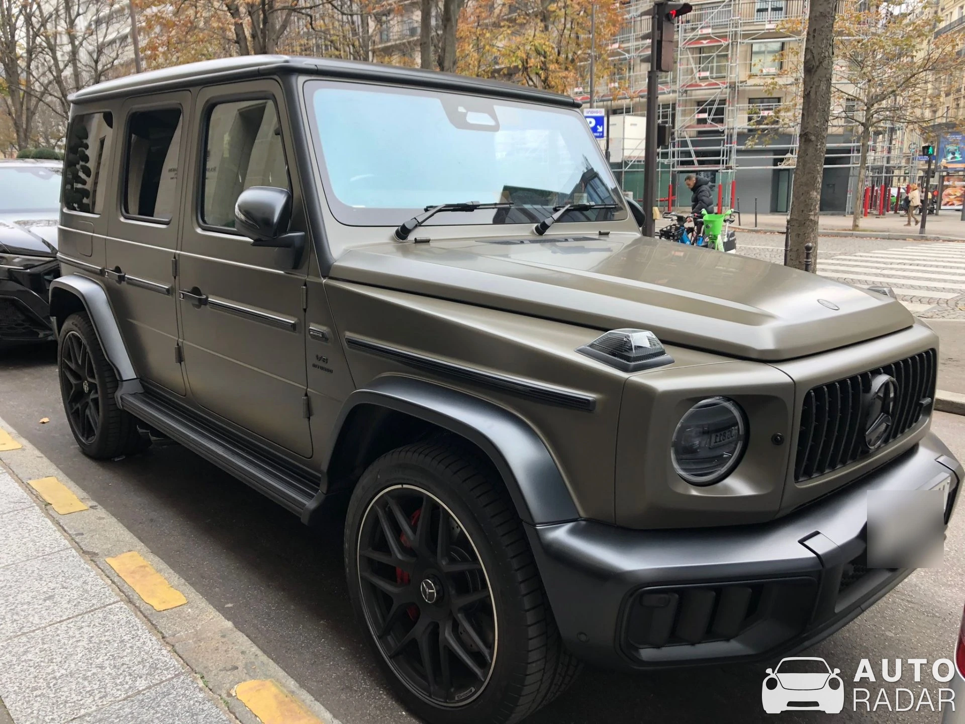 Mercedes-Benz G 63 W463 spotted in Paris, France