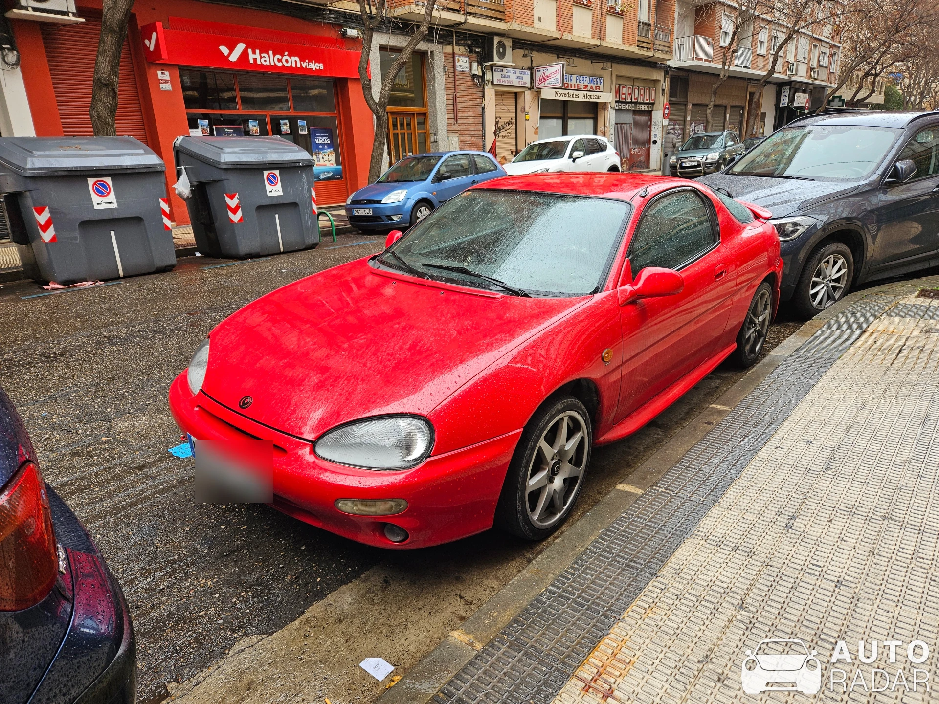 Mazda MX-3 spotted in Zaragoza, España