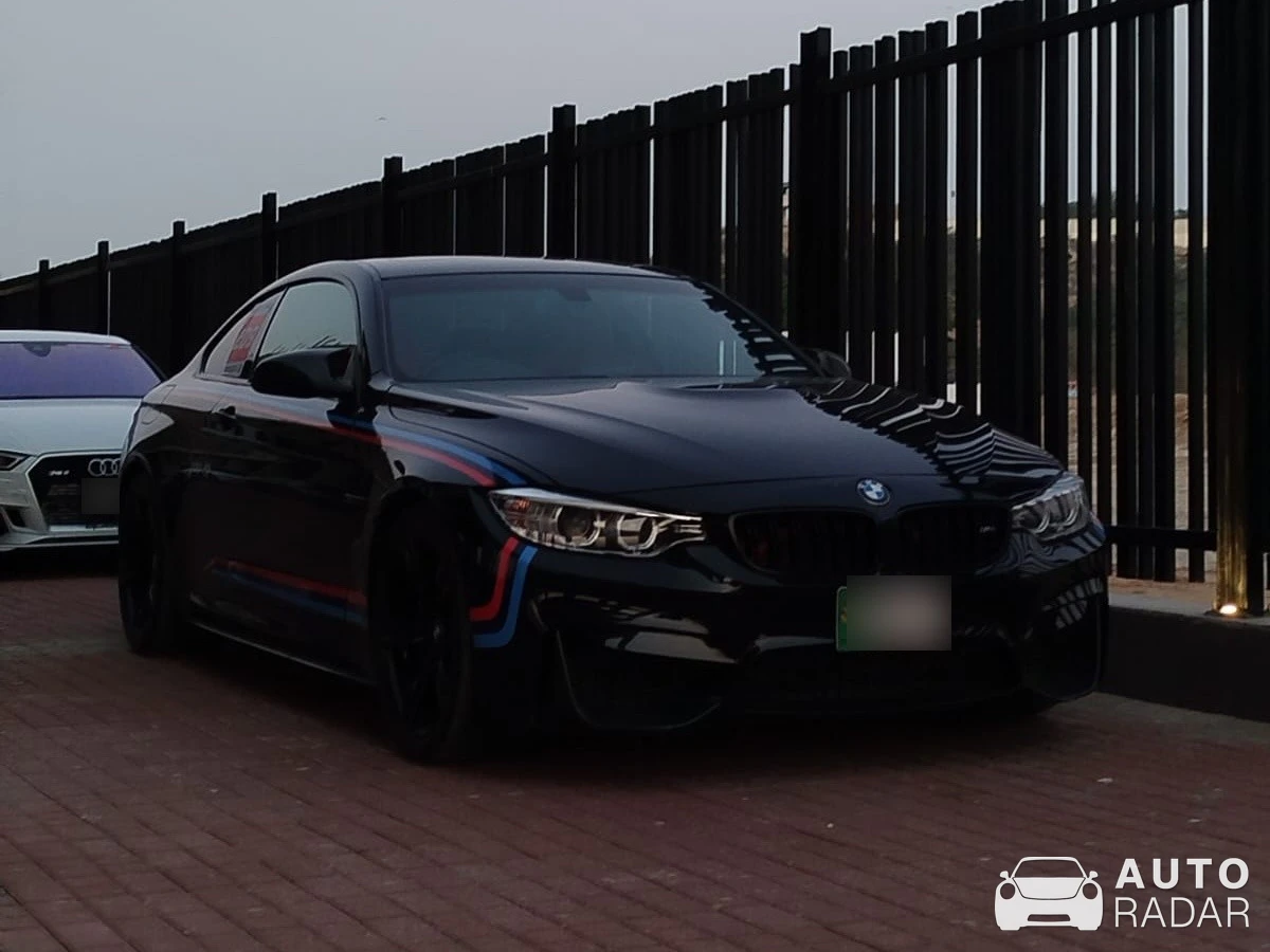 BMW M4 F82 Coupé spotted in Karachi, Pakistan