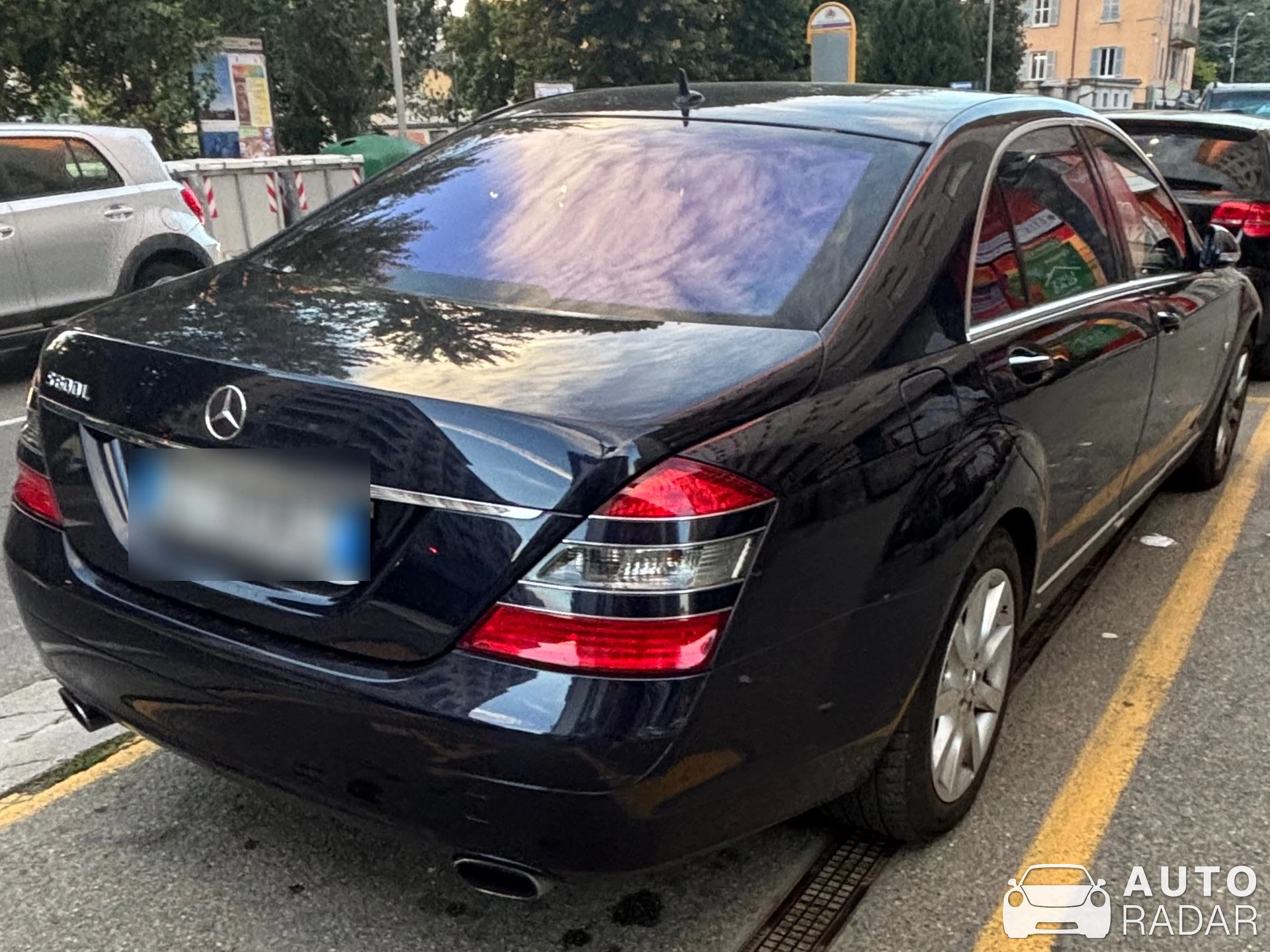 Mercedes-Benz S600 spotted in Tortona, Italy