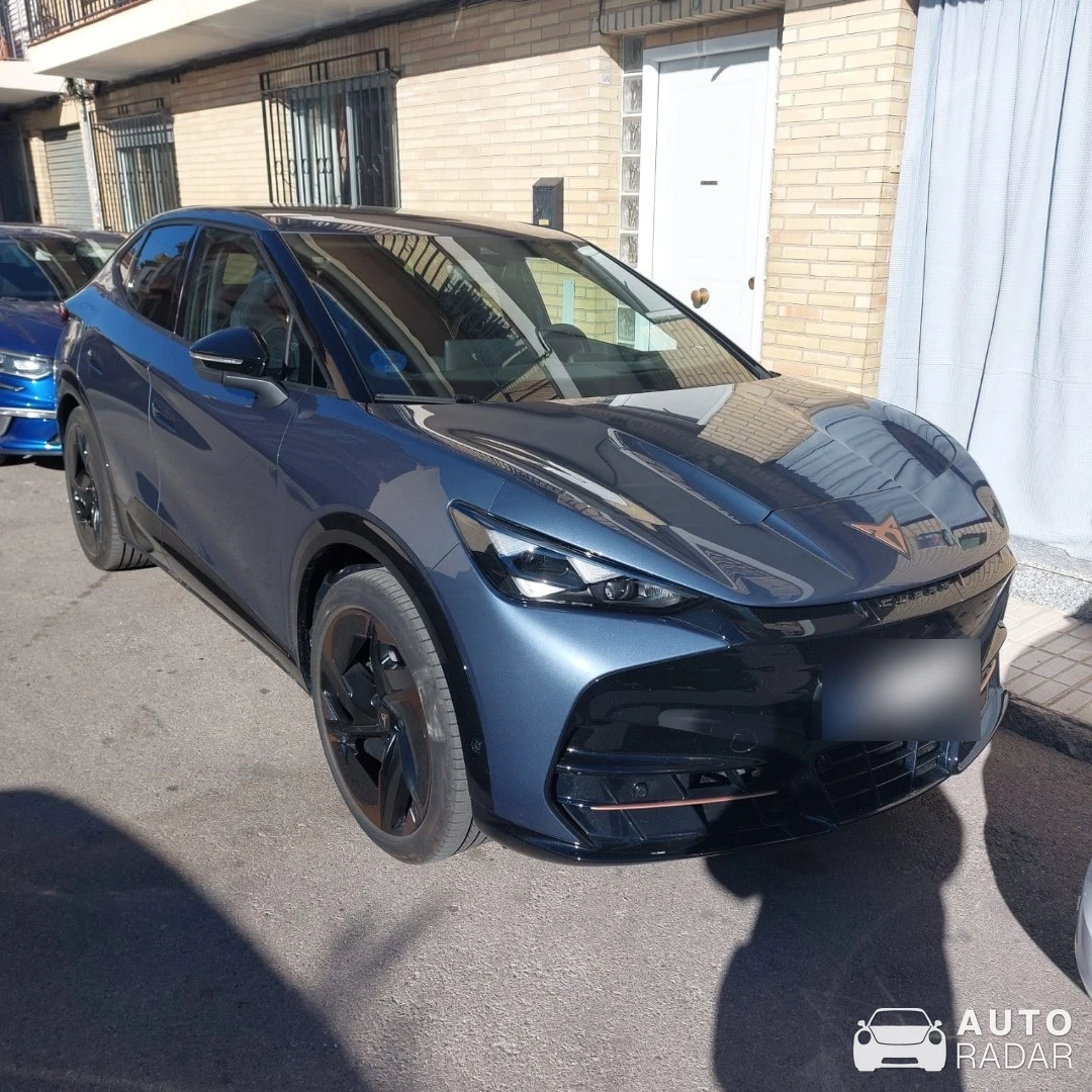 CUPRA Tavascan spotted in Granada, España