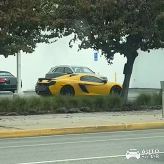 McLaren 650S Spider spotted in Beverly Hills, United States