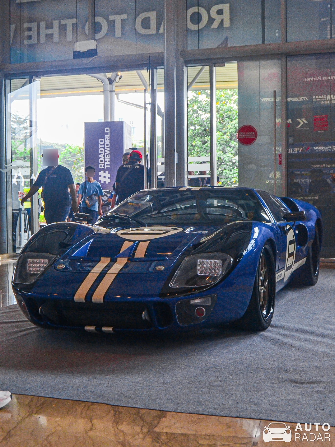 Ford GT40 spotted in Kabupaten Tangerang, Indonesia