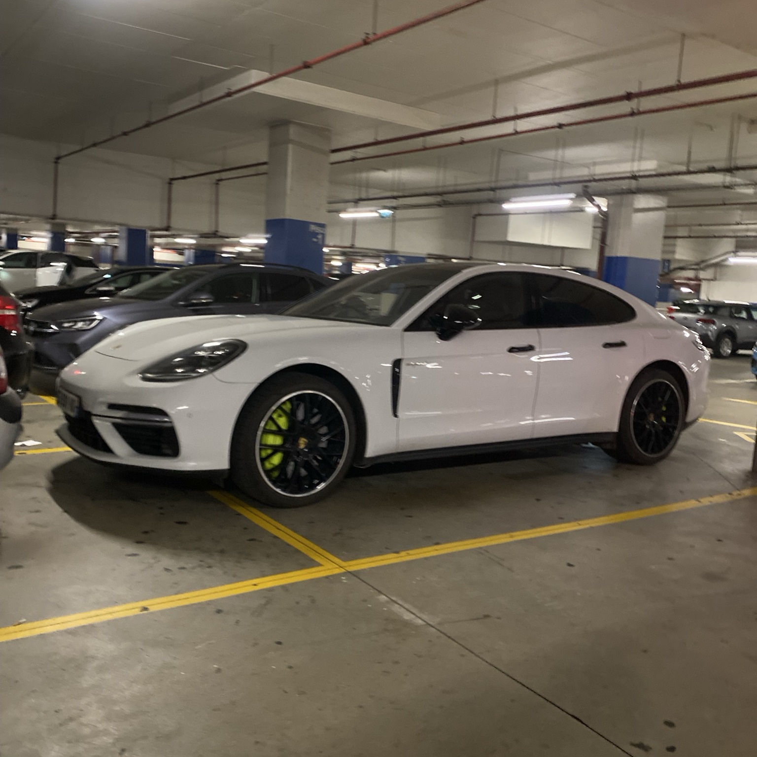 Porsche 971 Panamera