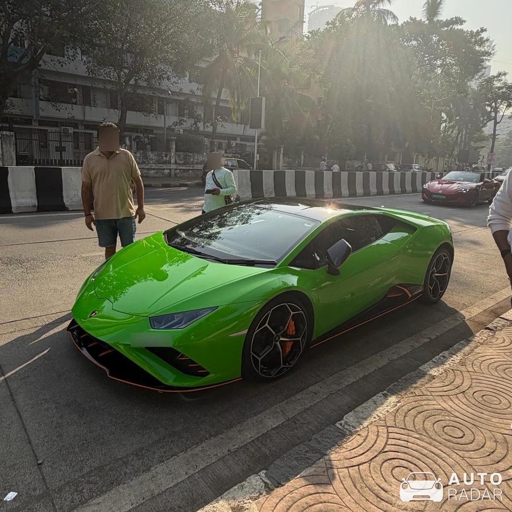 Lamborghini Huracán LP610-2 EVO RWD spotted in Mumbai, India