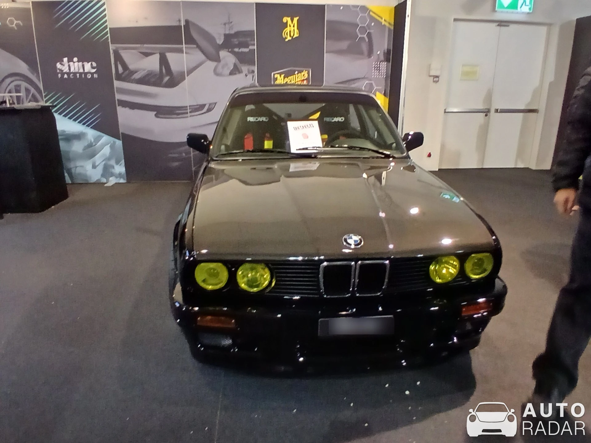 BMW M3 E30 spotted in Zürich, Schweiz