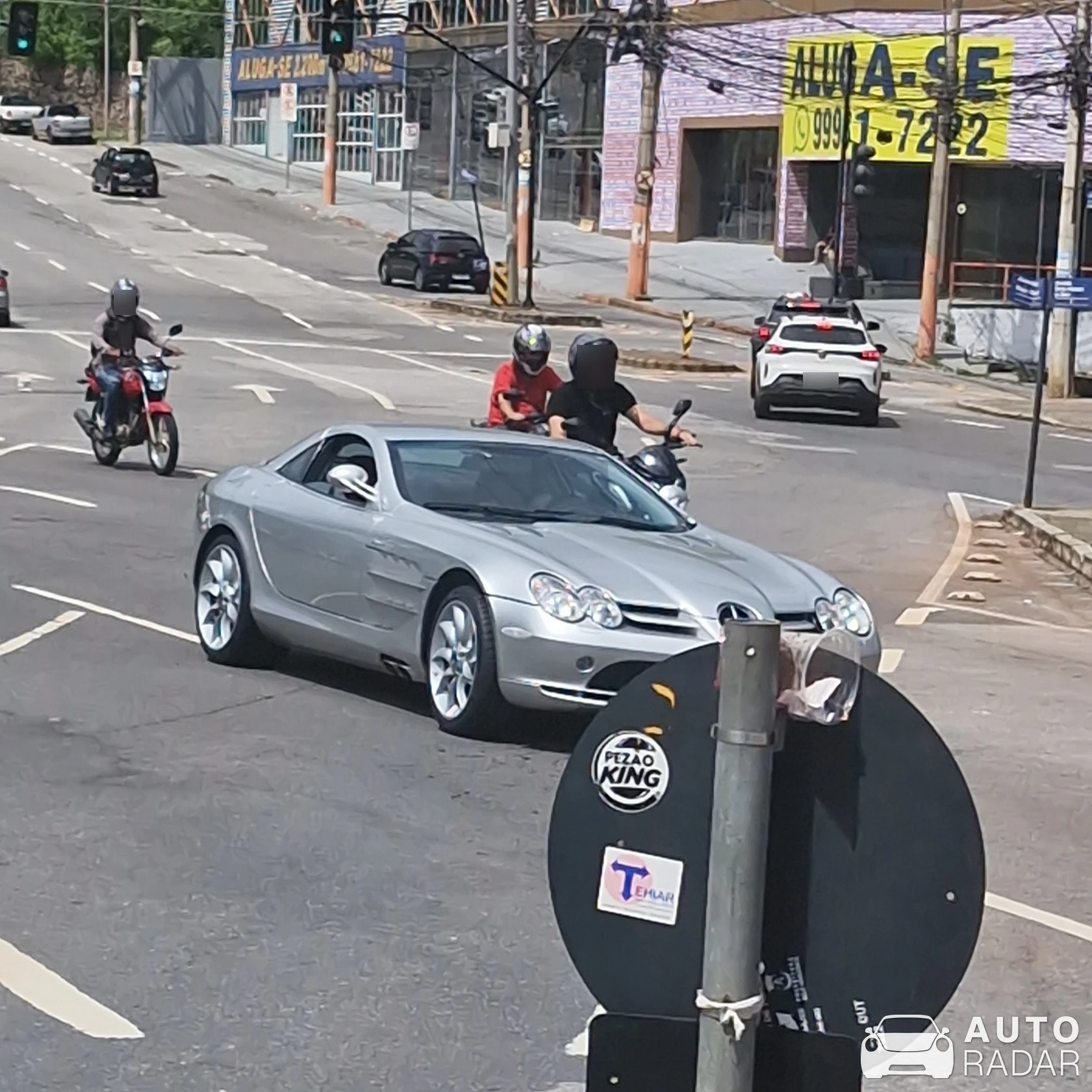 Mercedes-Benz SLR McLaren spotted in Belo Horizonte