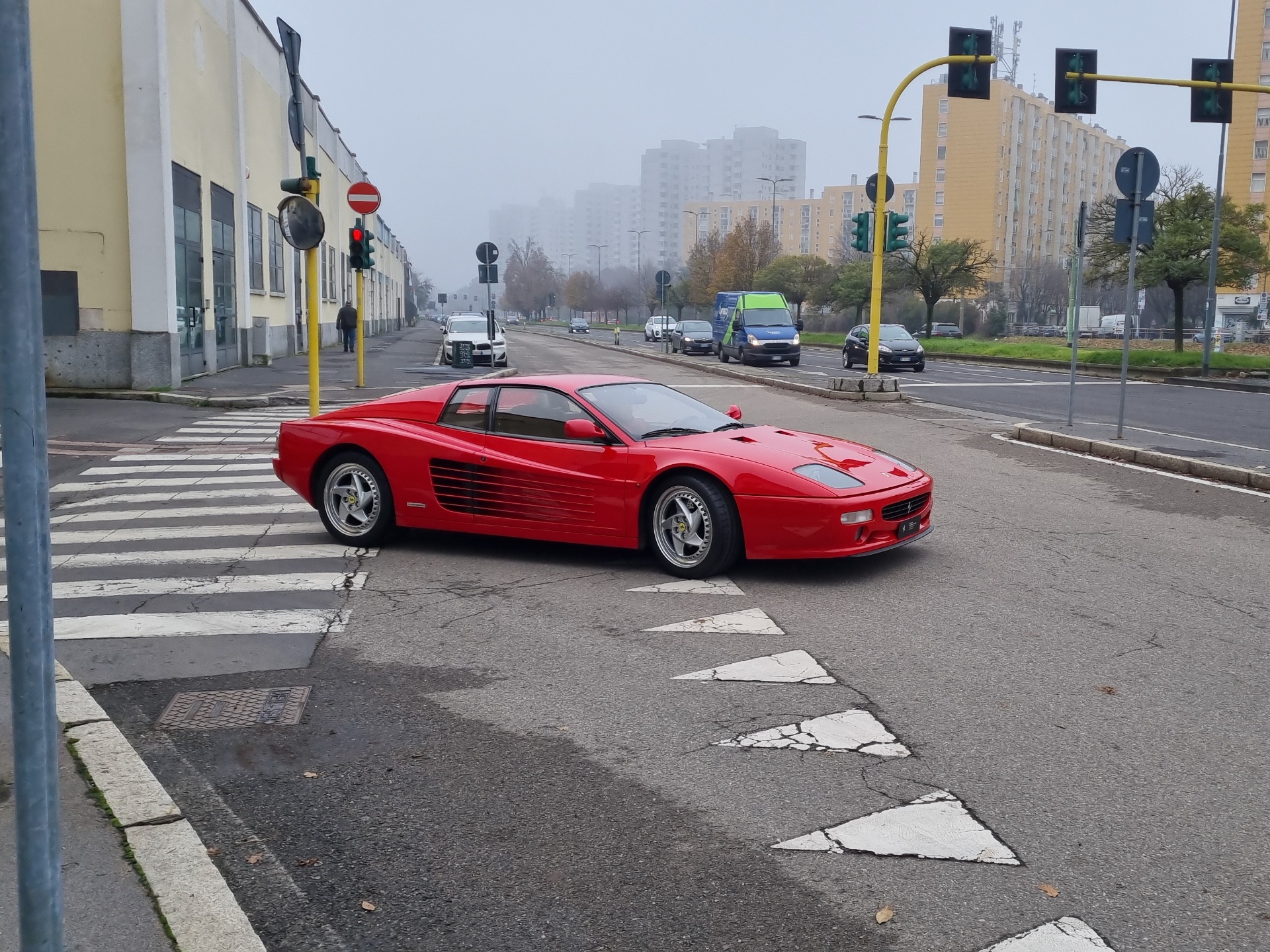 Ferrari F512M