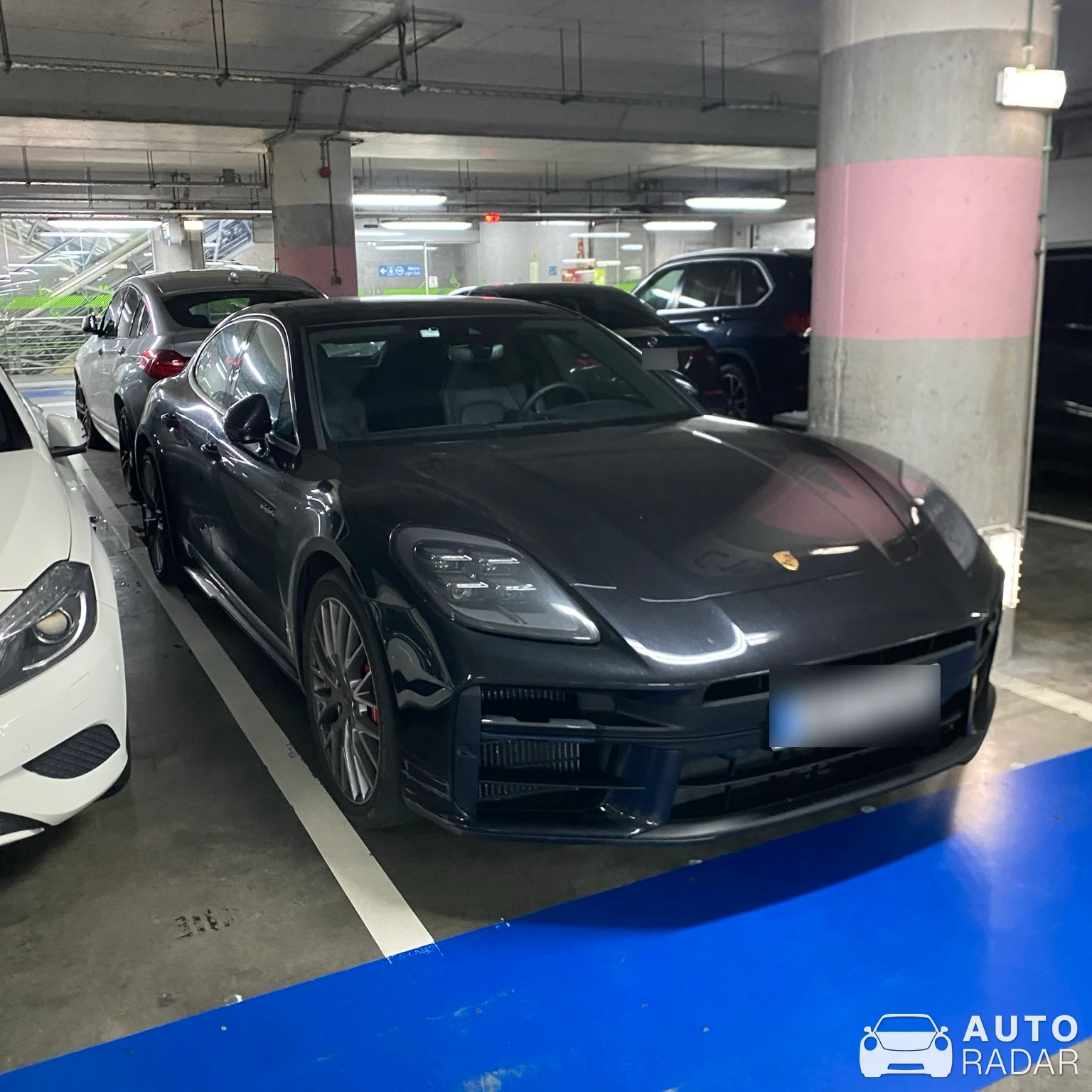 Porsche 972 Panamera 4S spotted in Moreira