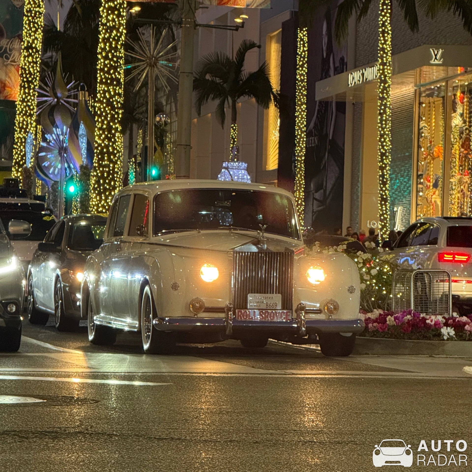 Rolls-Royce Silver Cloud spotted in Beverly Hills, United States