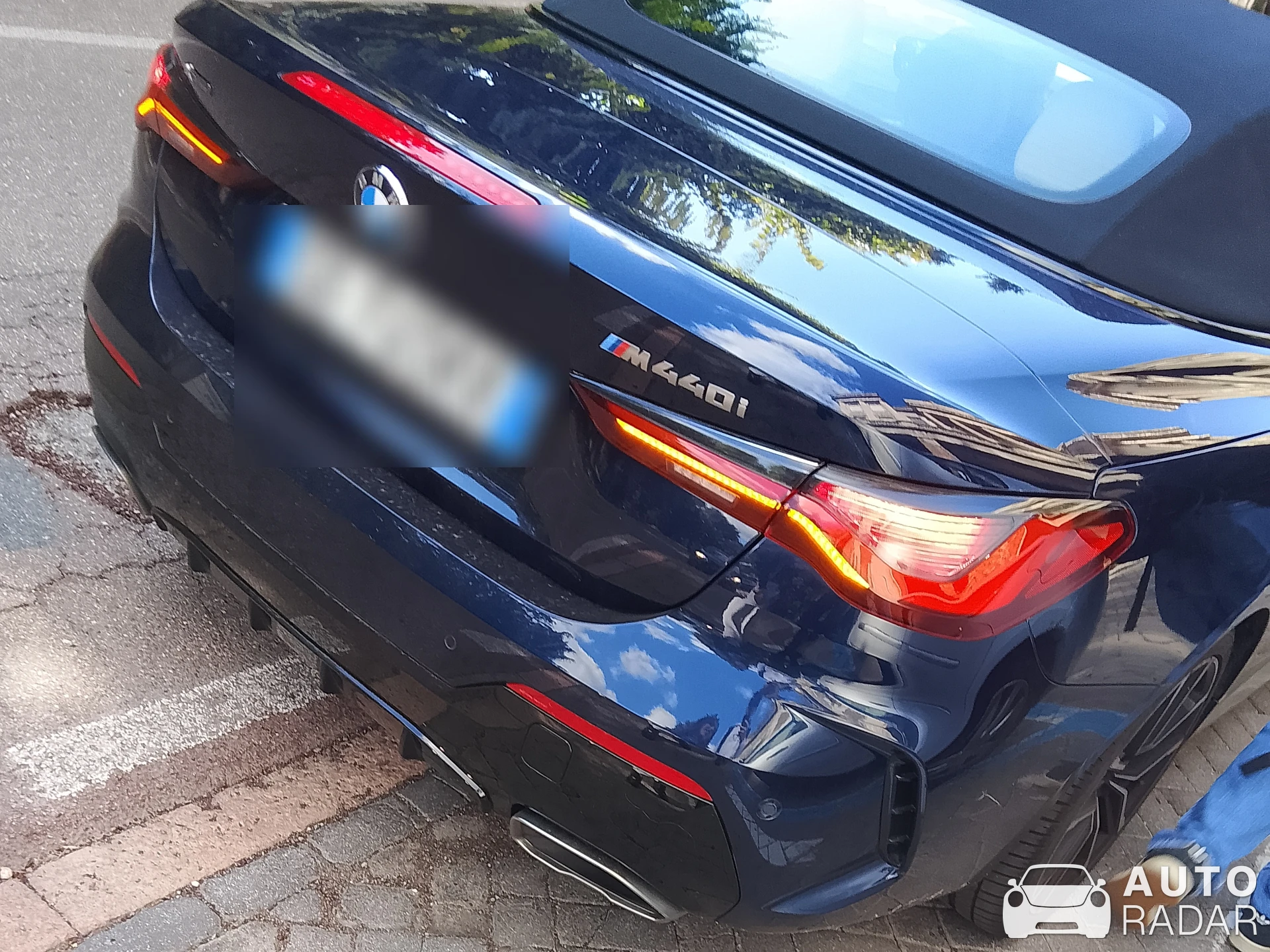 BMW M440i Cabriolet spotted in Varese