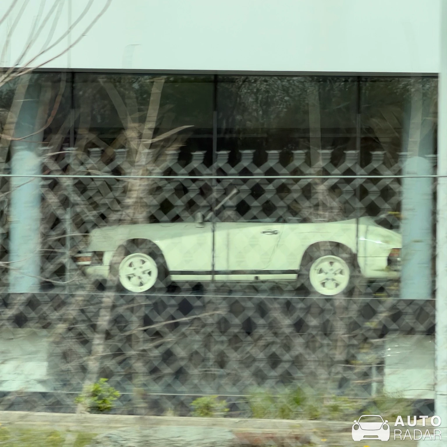 Porsche 930 Turbo Cabriolet spotted in Montréal