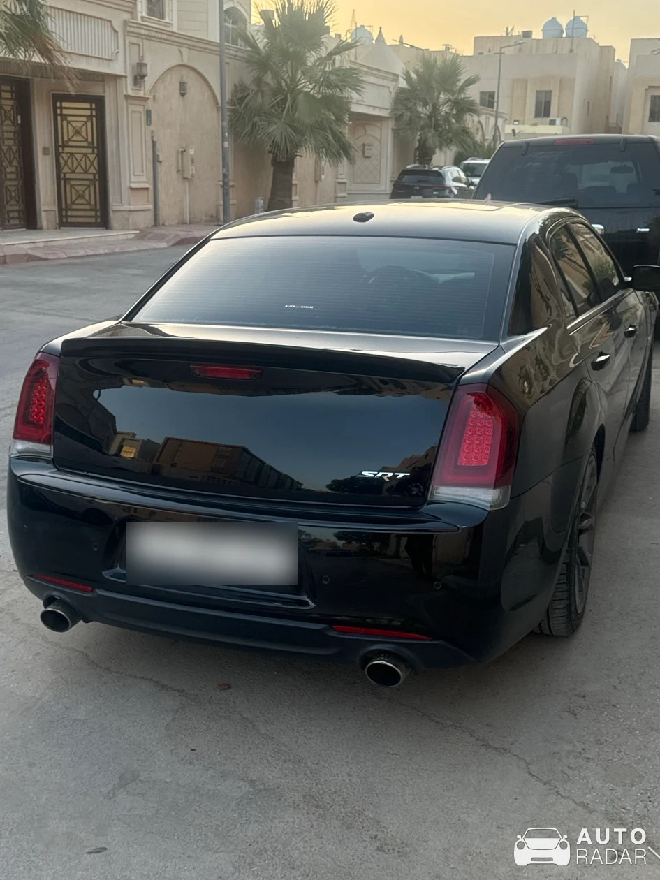 Chrysler 300C SRT8 2016 spotted in Riyadh