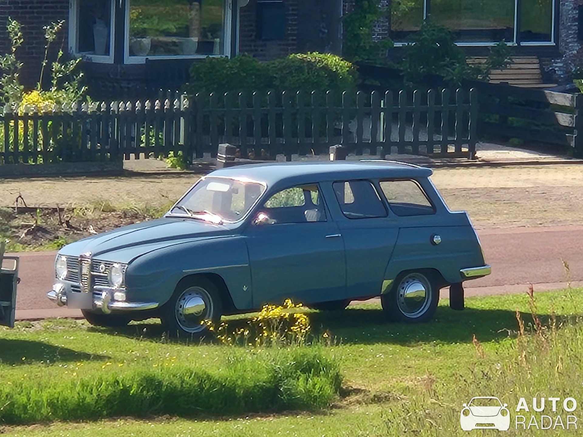 Saab 95 spotted in Oudeschild