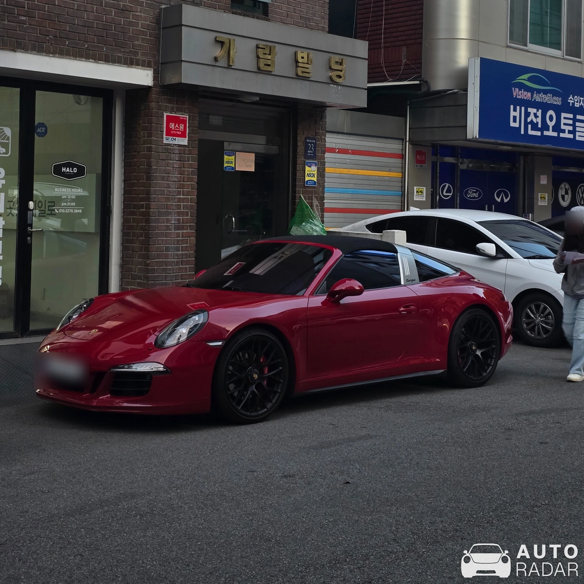 Porsche 991 Targa 4S MkI spotted in Gangnam District, South Korea