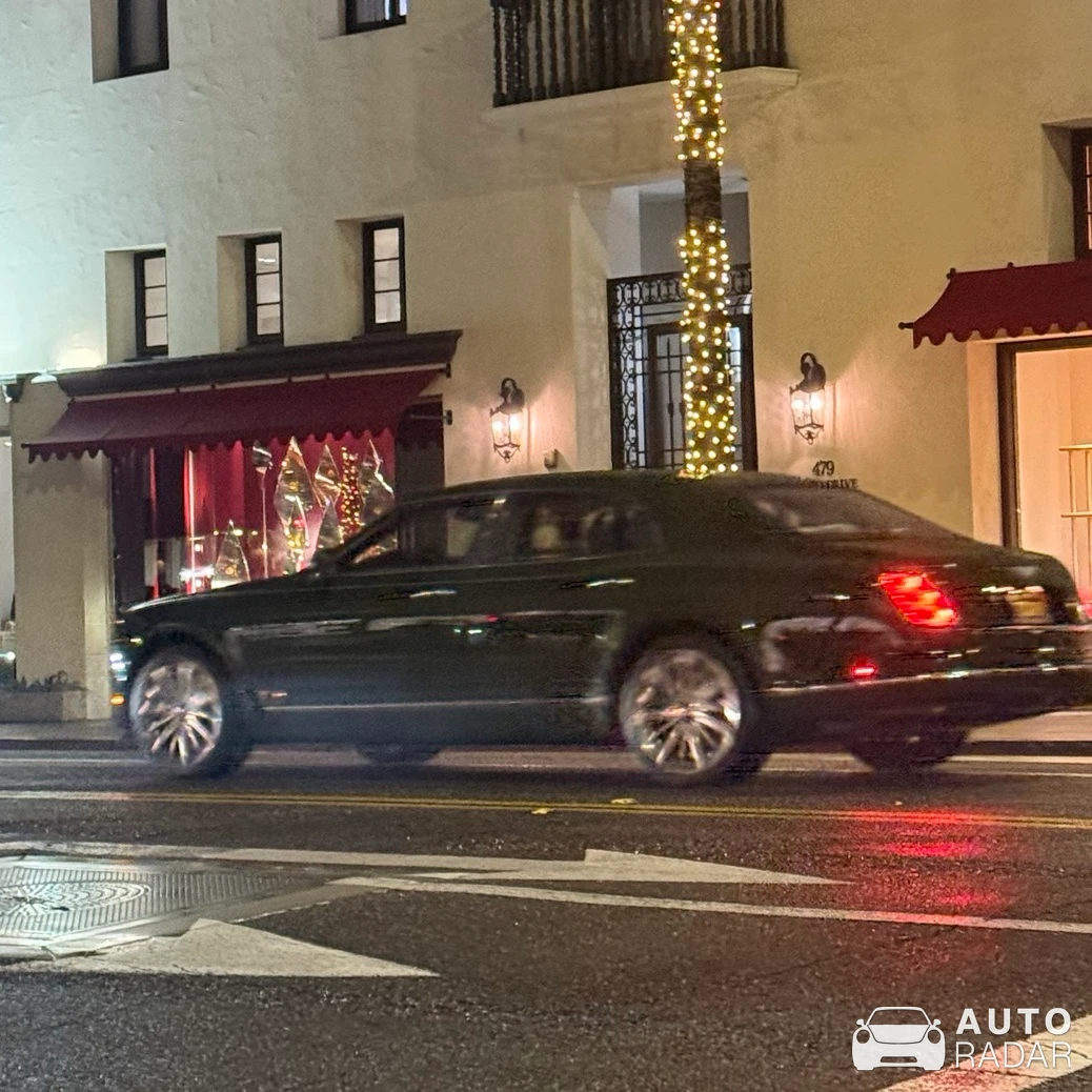 Bentley Mulsanne spotted in Beverly Hills, United States