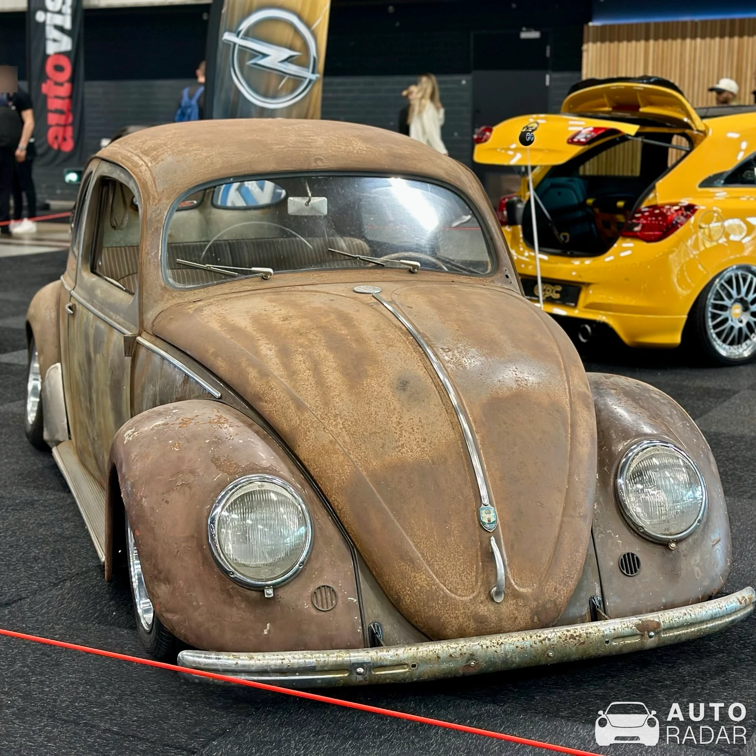 Volkswagen Beetle Split Window spotted in Rotterdam