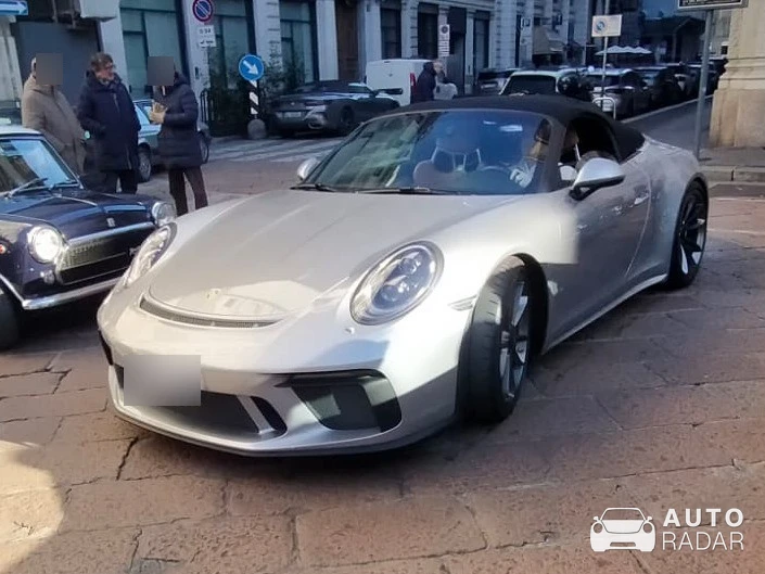 Porsche 991 Speedster spotted in Milano, Italy