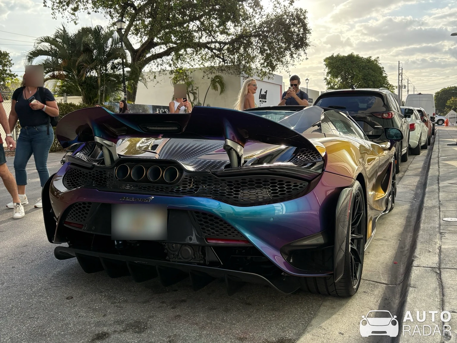 McLaren 765LT Spider spotted in Miami, Estados Unidos