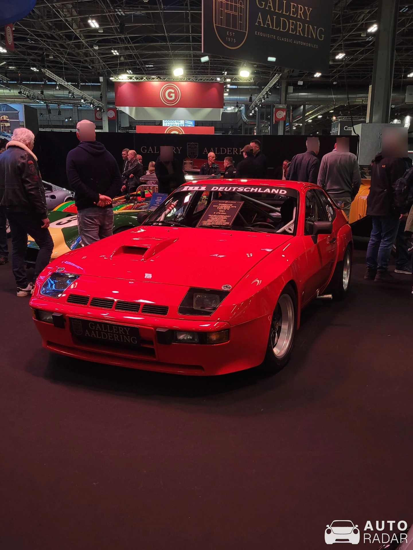 Porsche 924 Carrera GTS spotted in Paris