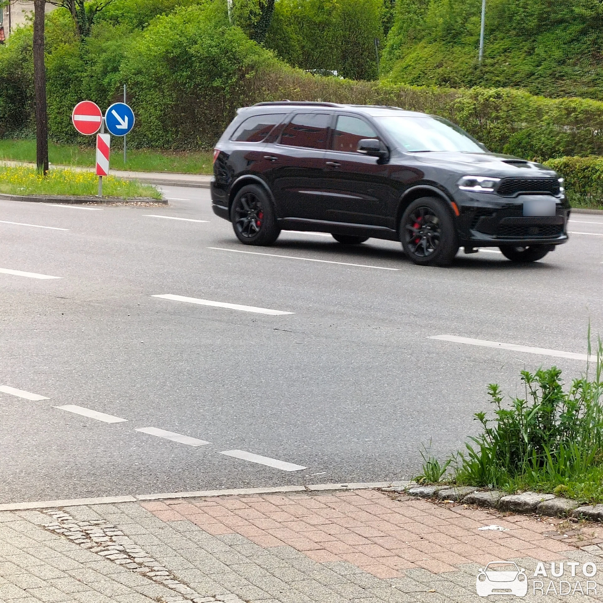 Dodge Durango SRT Hellcat spotted in Reutlingen