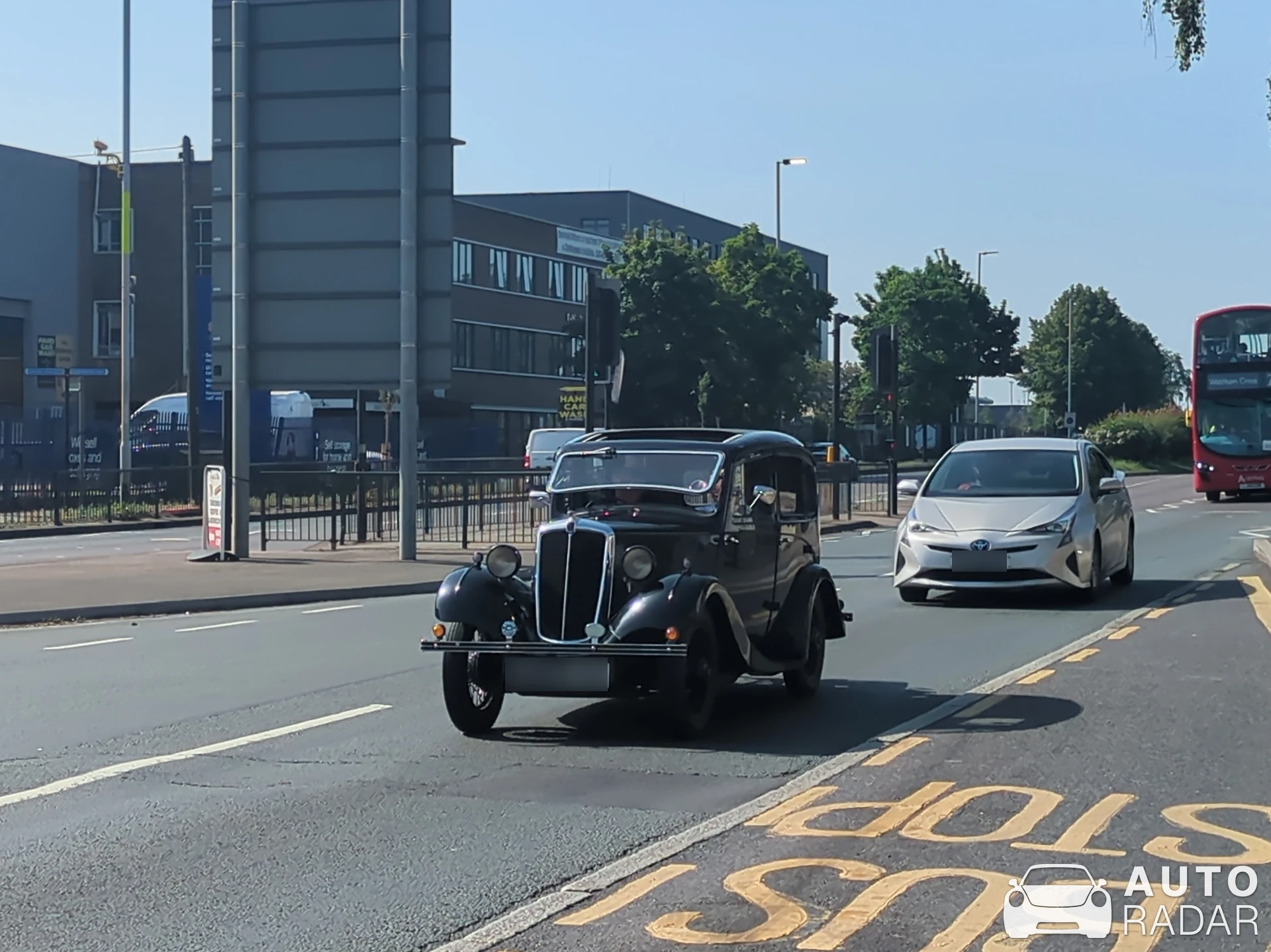 Morris Minor 8 Series E Tourer spotted in Enfield