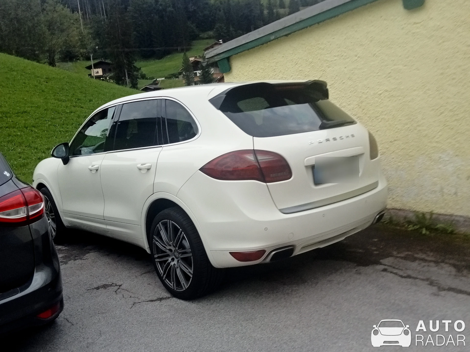 Porsche Cayenne Turbo spotted in Abtenau, Austria