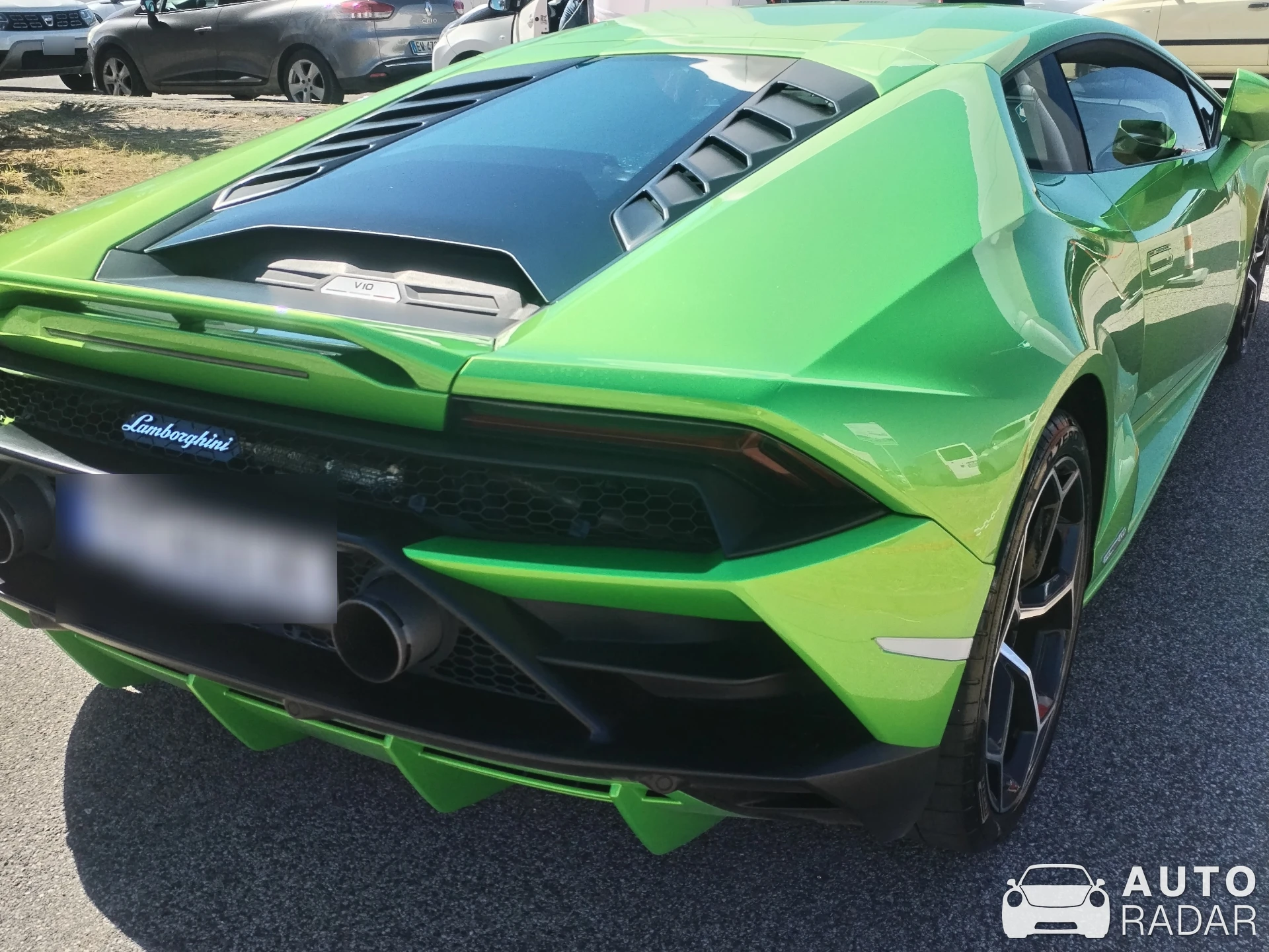 Lamborghini Huracán LP640-4 EVO spotted in Brindisi