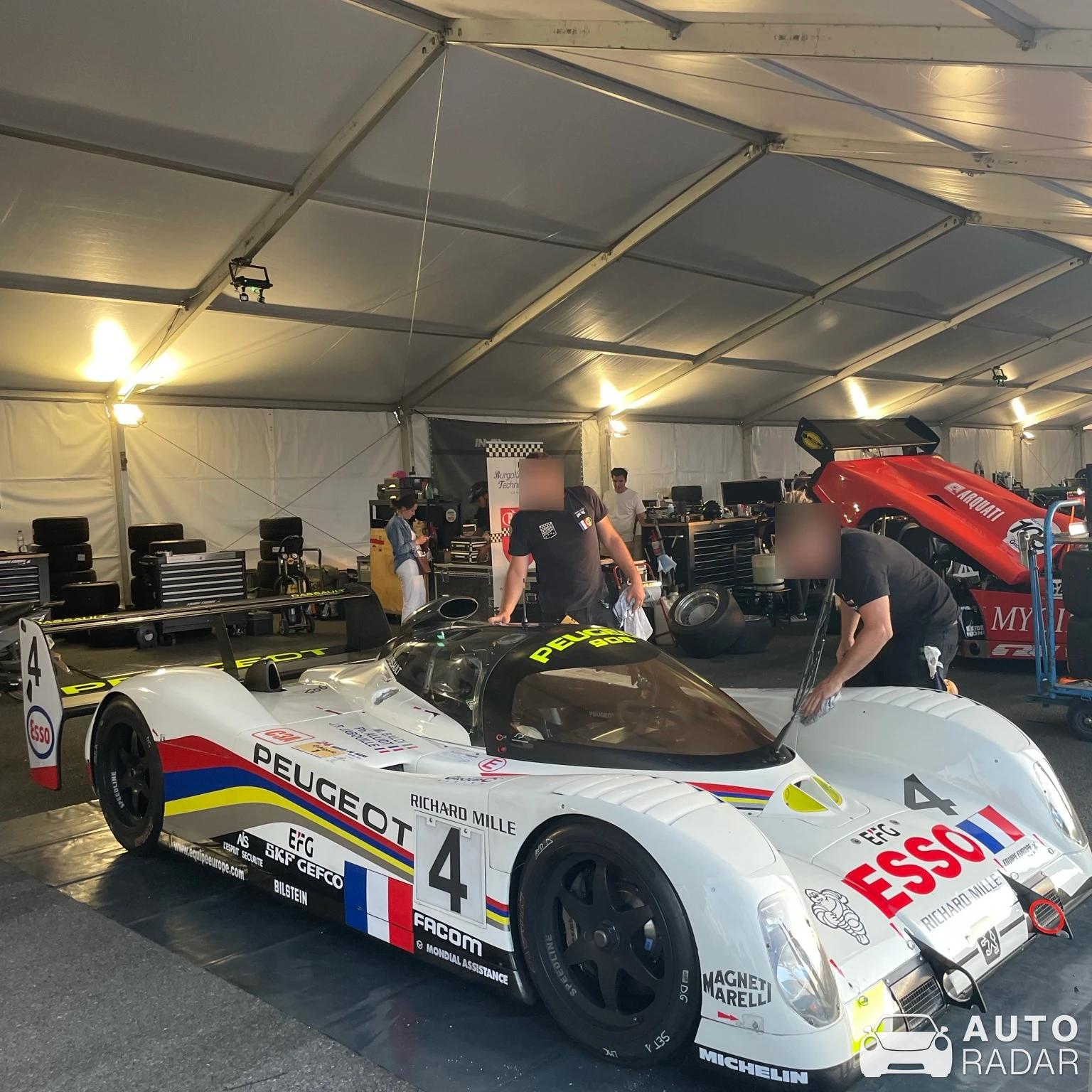 Peugeot 905 spotted in Le Mans