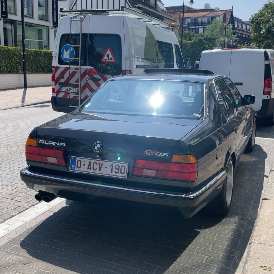 Alpina B11 3.5 E32