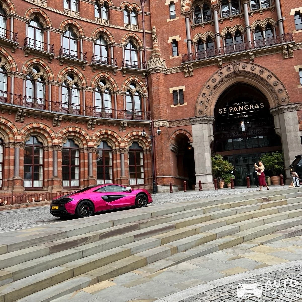 McLaren 540C spotted in London