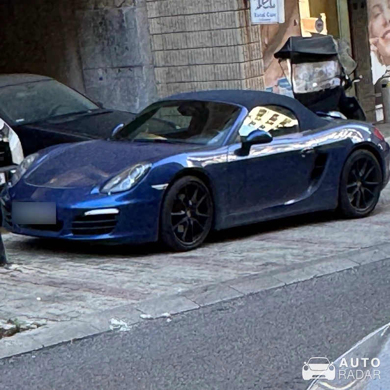 Porsche 981 Boxster S spotted in Beyrouth