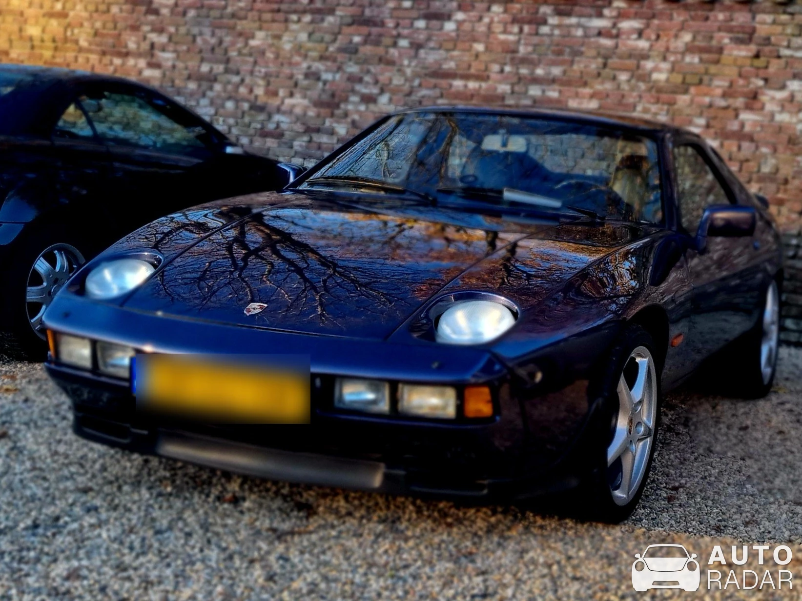 Porsche 928 spotted in Brummen, Netherlands