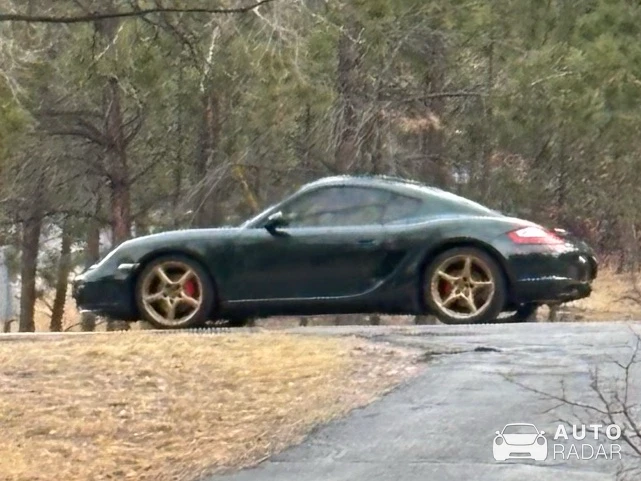 Porsche 987 Cayman S spotted in Castle Rock